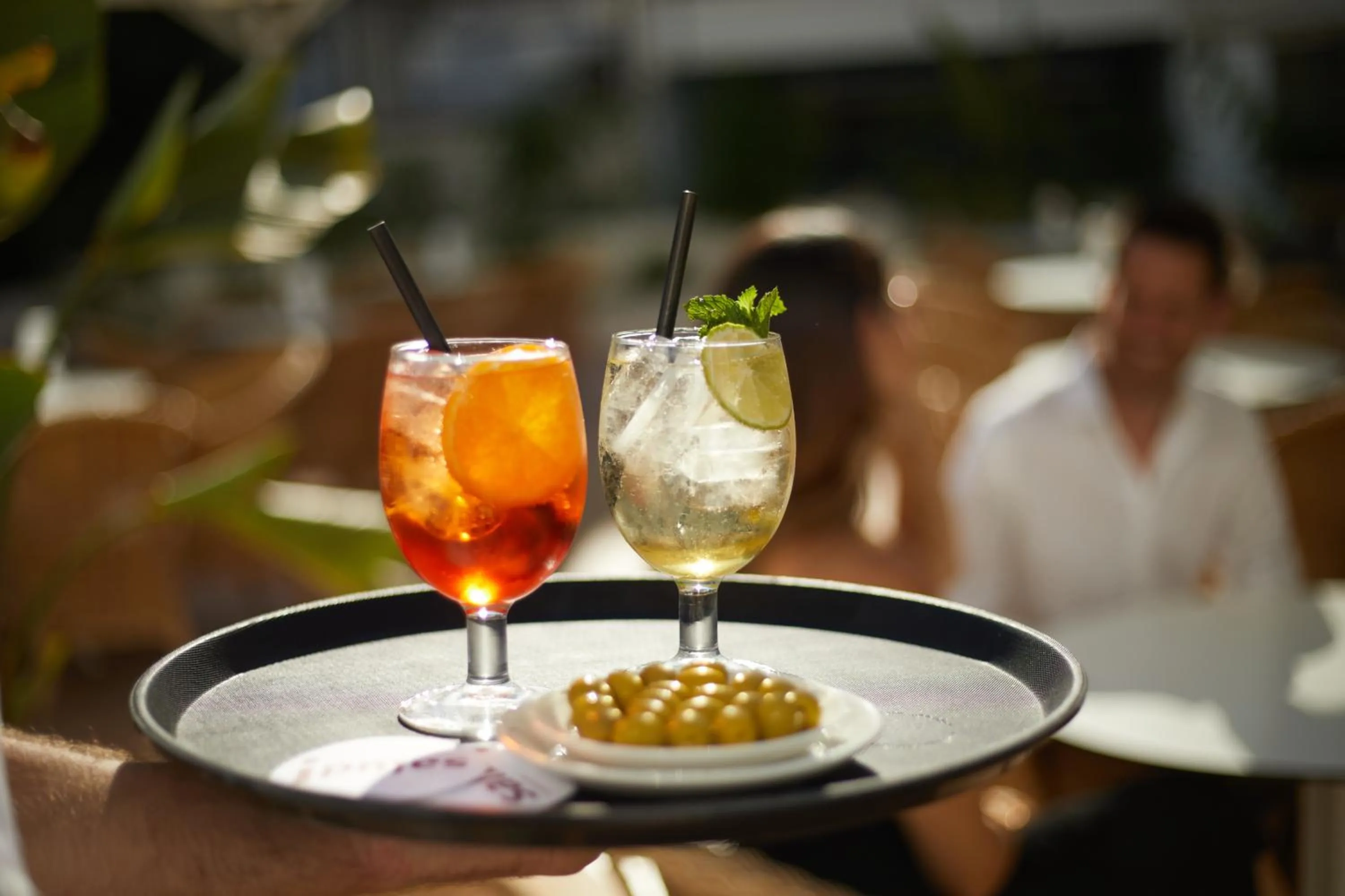 Drinks in JS Paradise Sport - Adults Only