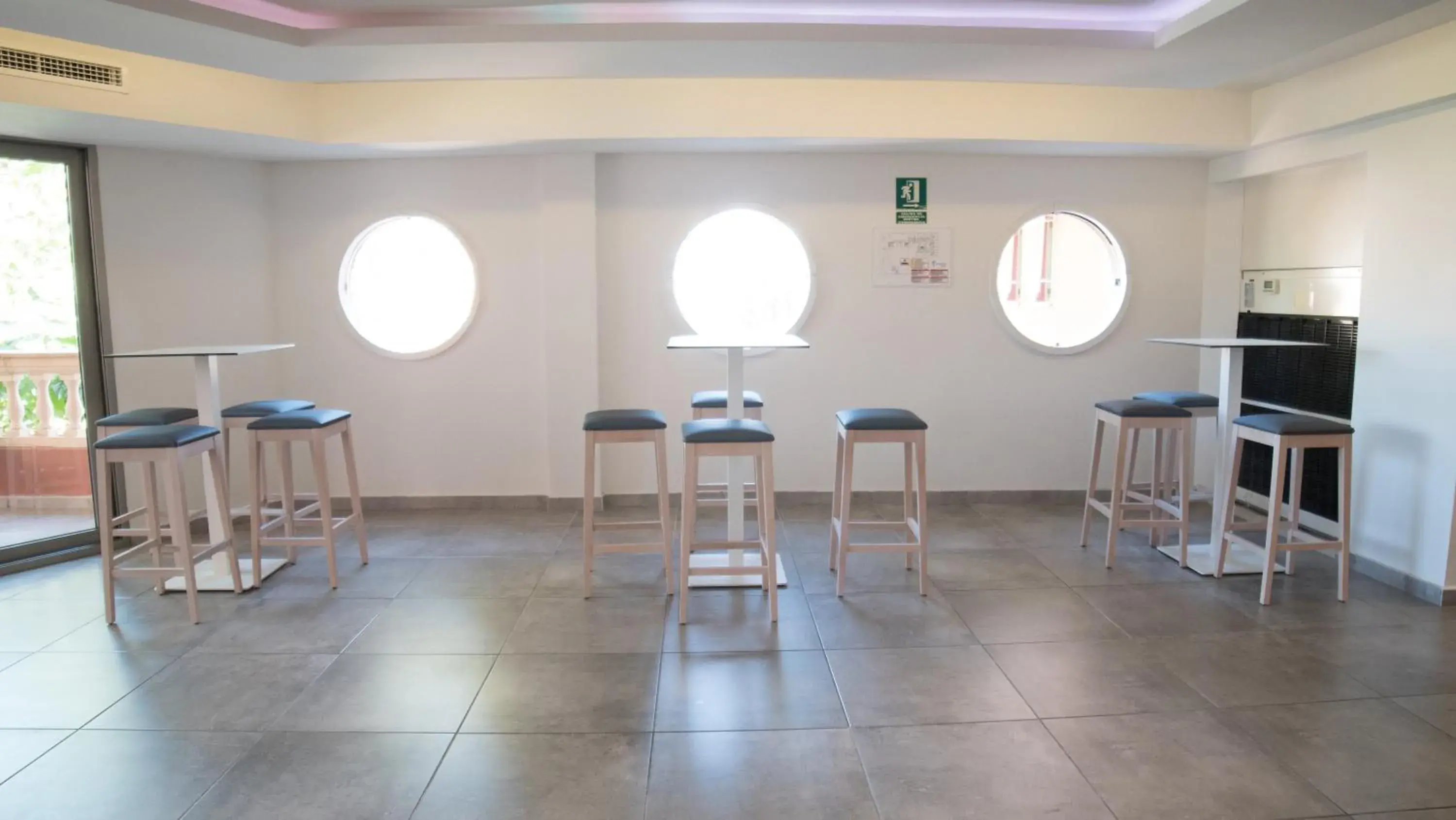 Restaurant/places to eat in Seramar Hotel Luna Park Adults Only Restaurant/places to eat in Seramar Hotel Luna Park Adults Only