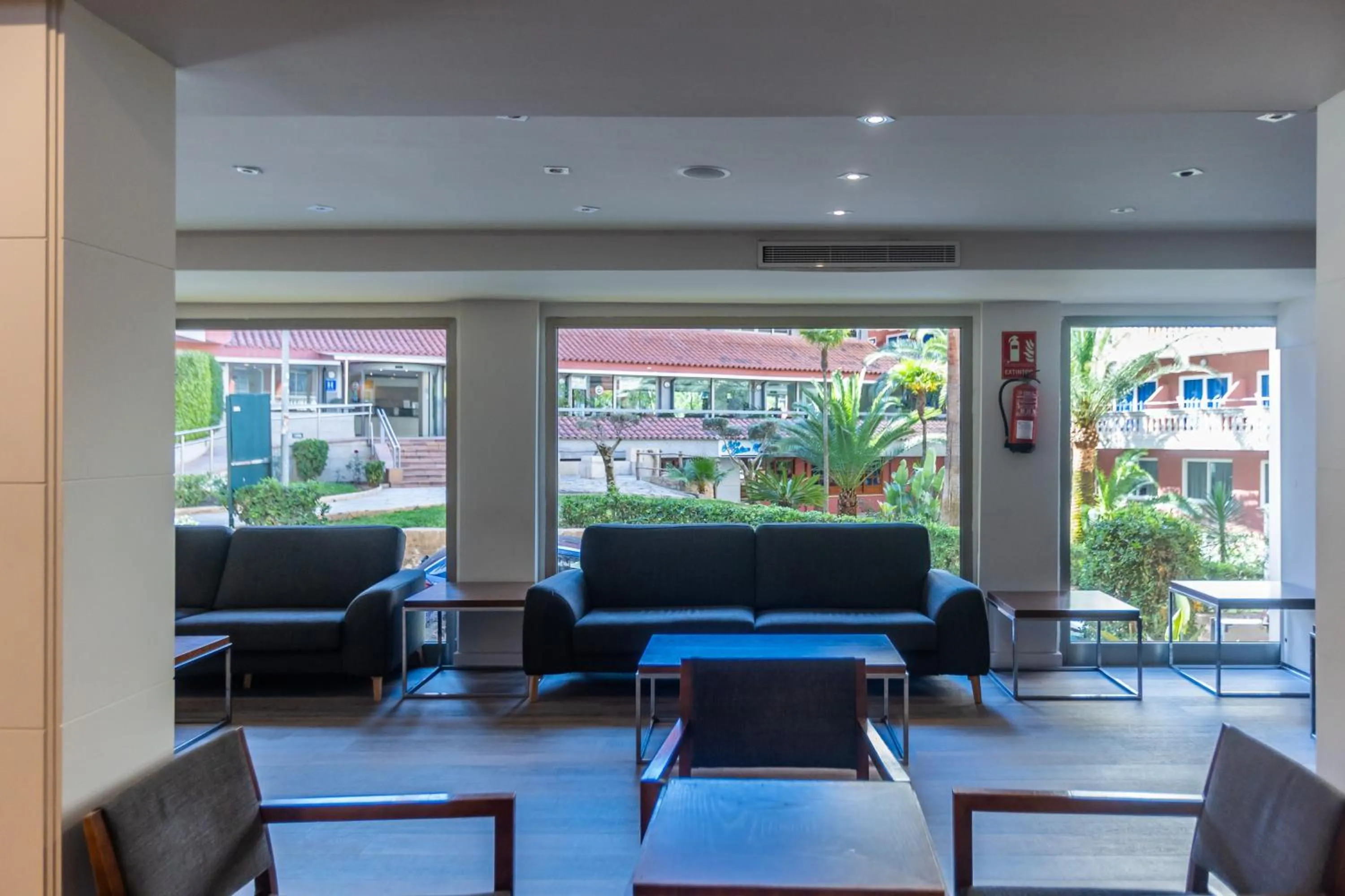 Lobby or reception in Seramar Hotel Luna Park Adults Only