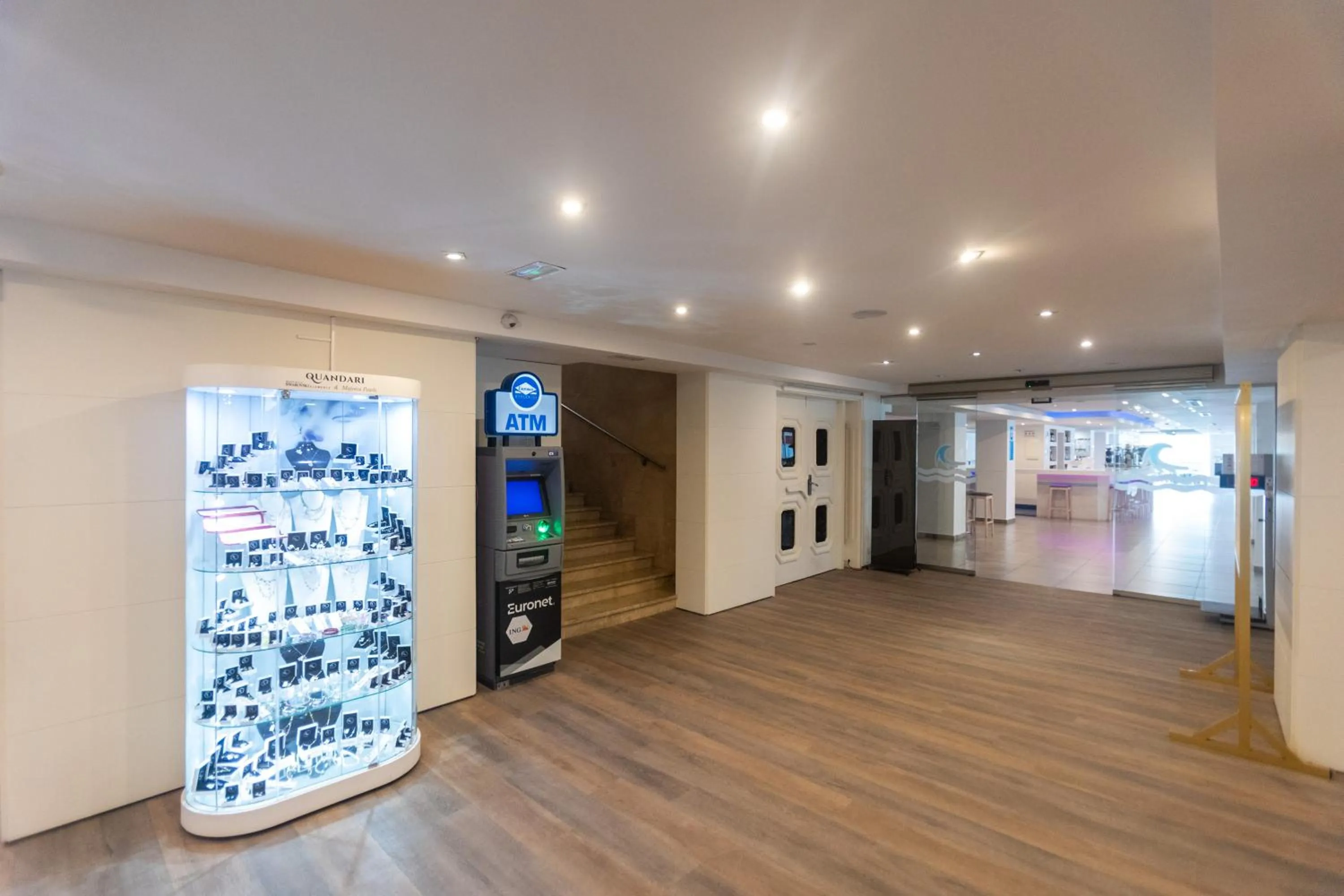 Lobby or reception in Seramar Hotel Luna Park Adults Only