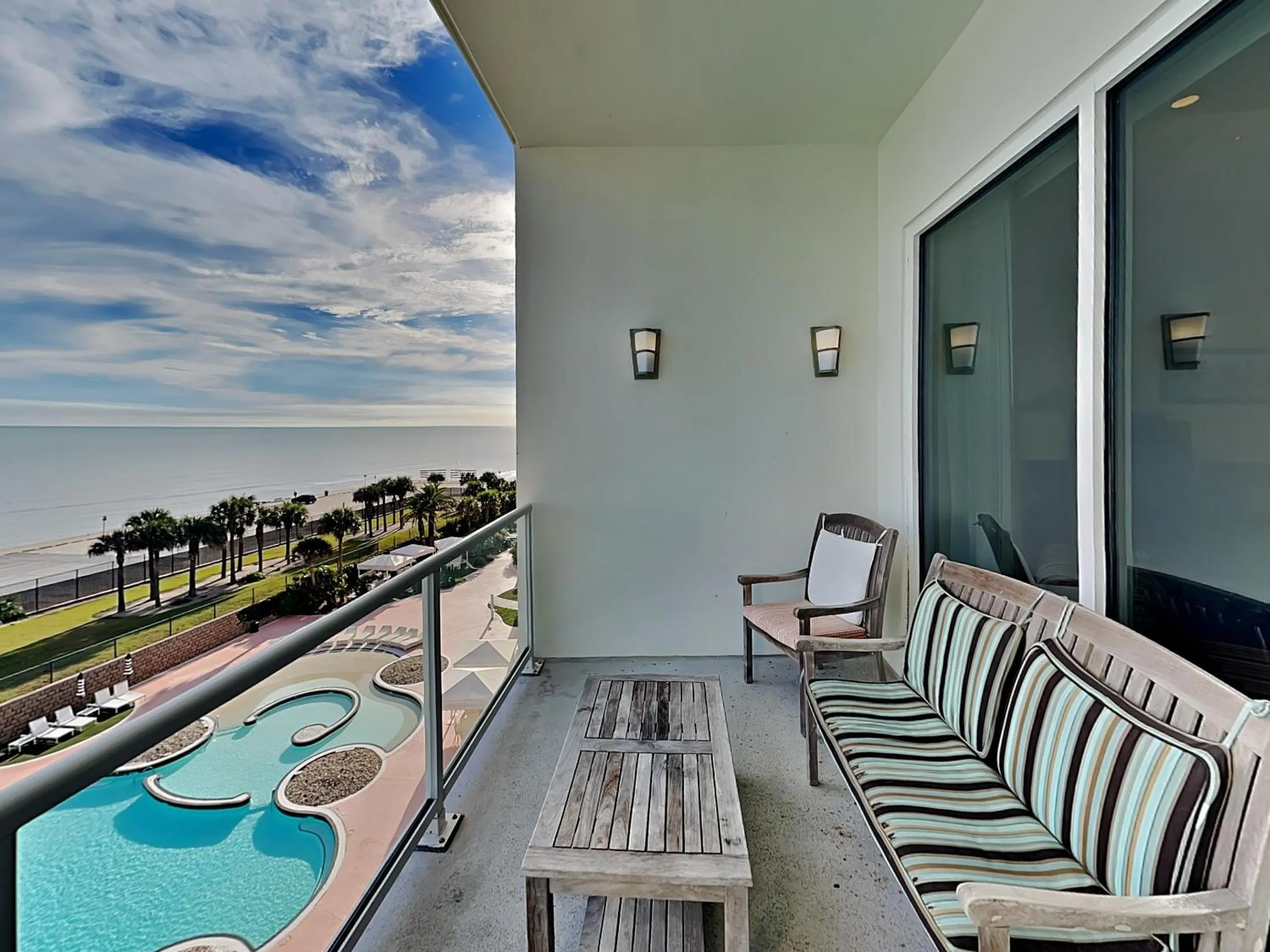 Precious Memories - Diamond Beach 513