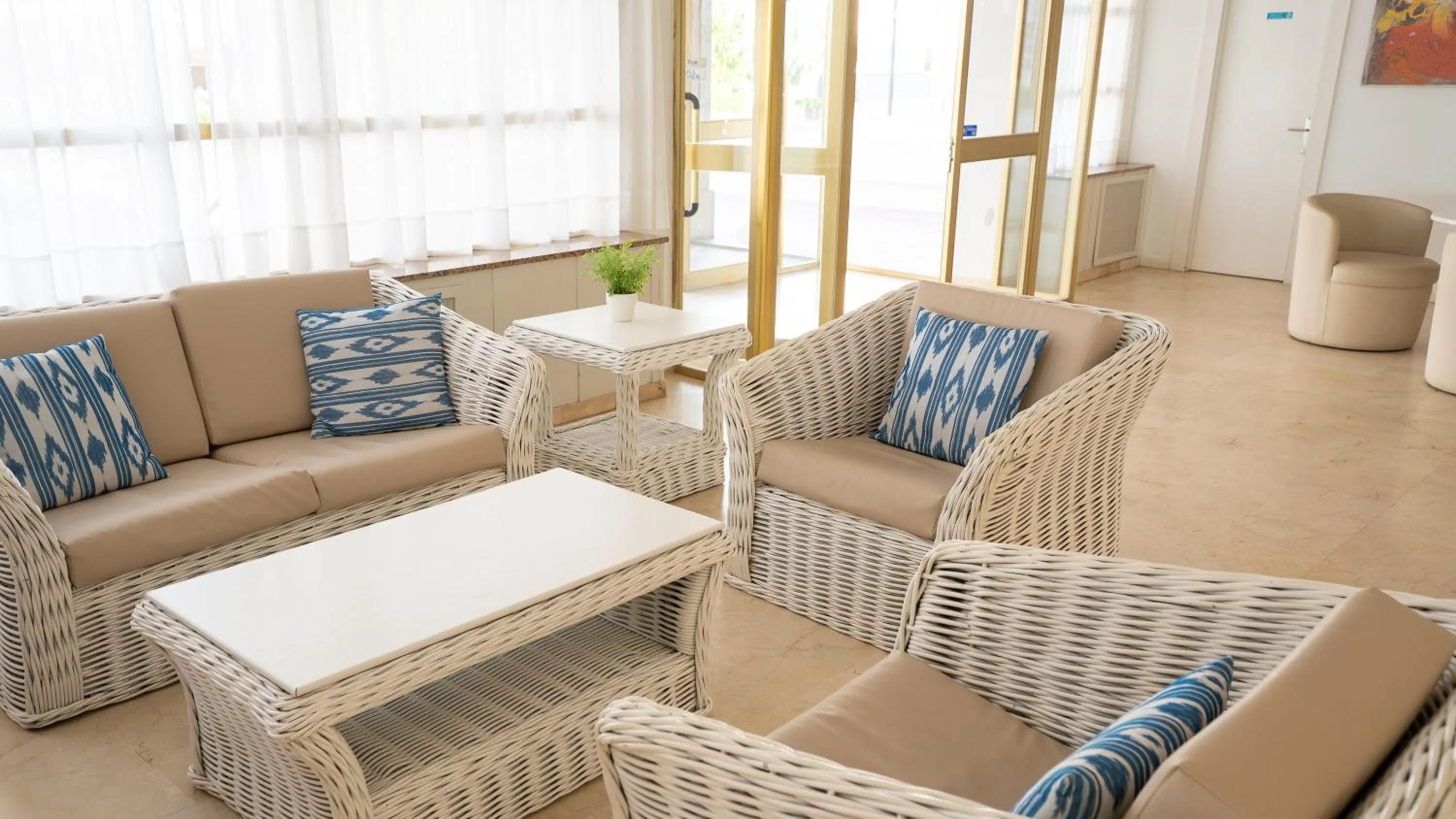 Lobby or reception in BLUESEA Anba Romaní