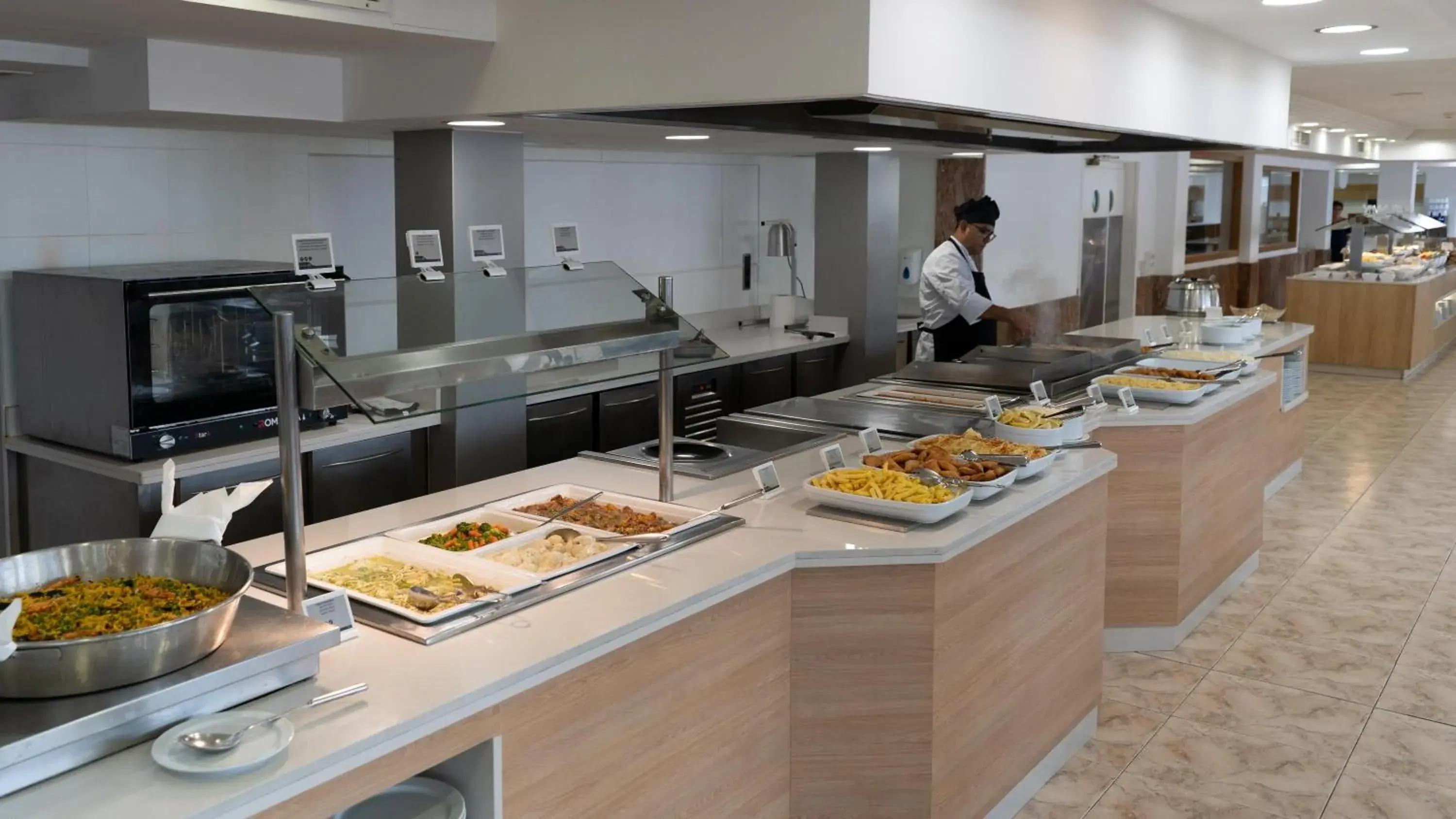 Restaurant/places to eat in BLUESEA Anba Romaní Restaurant/places to eat in BLUESEA Anba Romaní