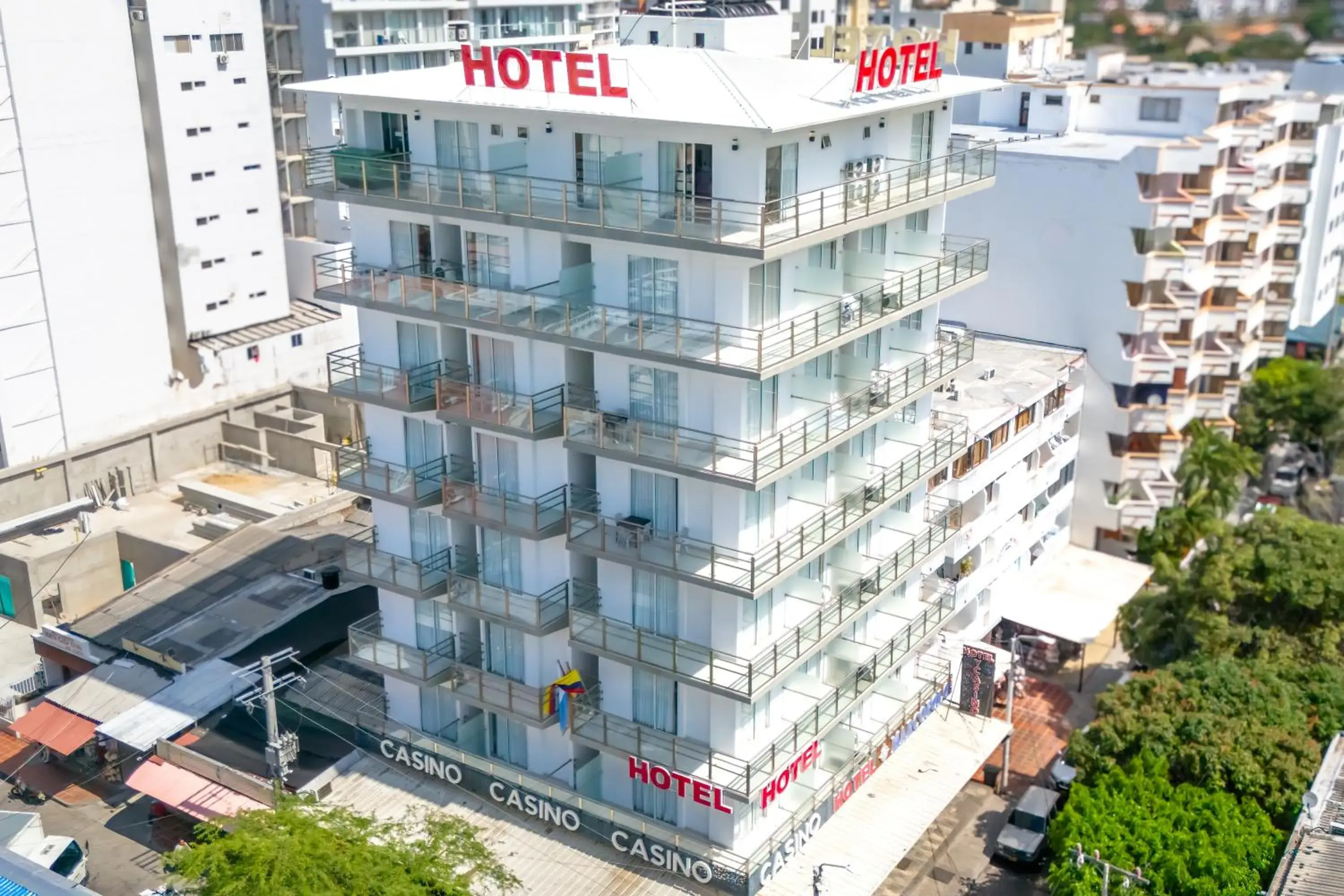 Property building in Hotel Marco Polo Rodadero Property building in Hotel Marco Polo Rodadero