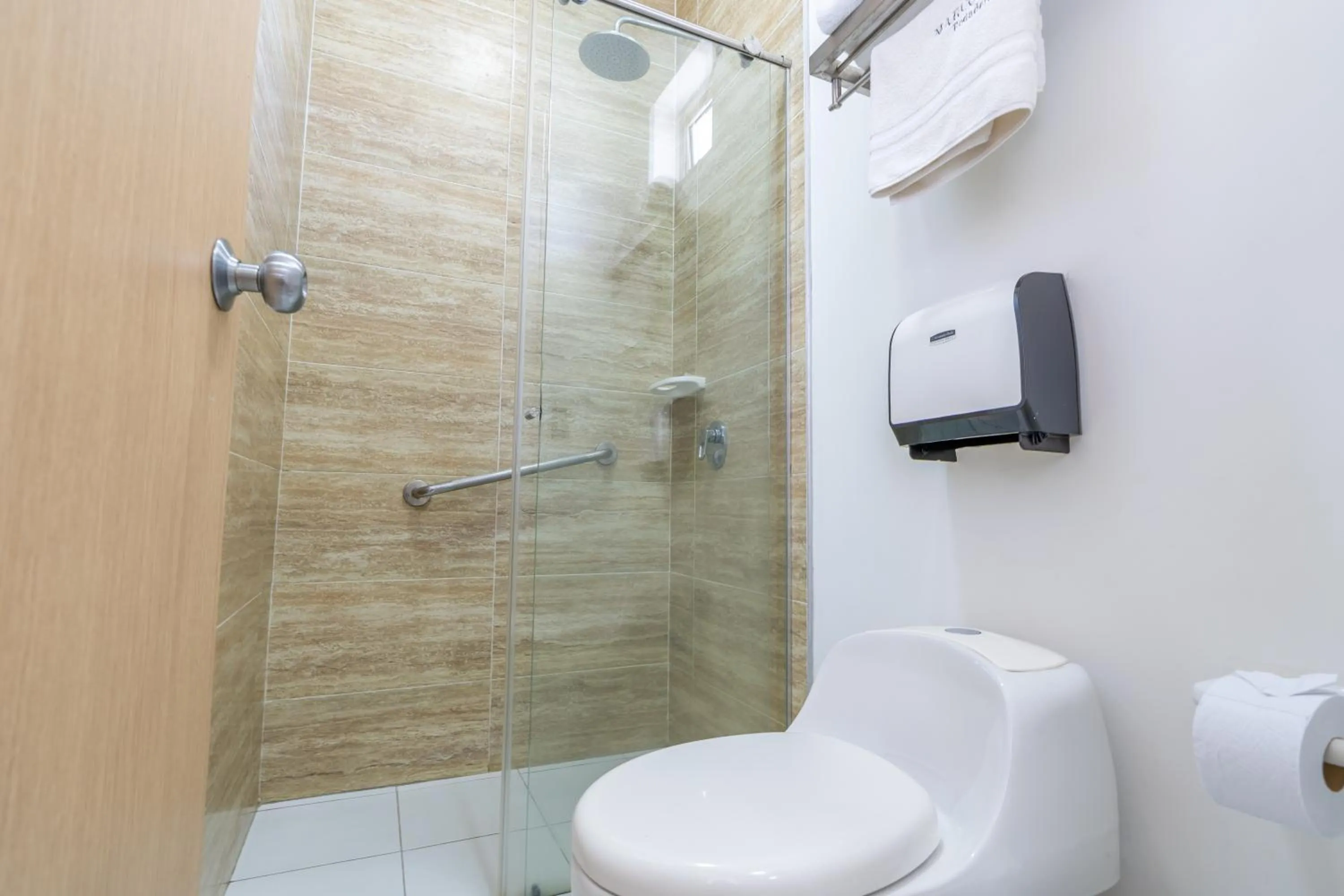 Bathroom in Hotel Marco Polo Rodadero