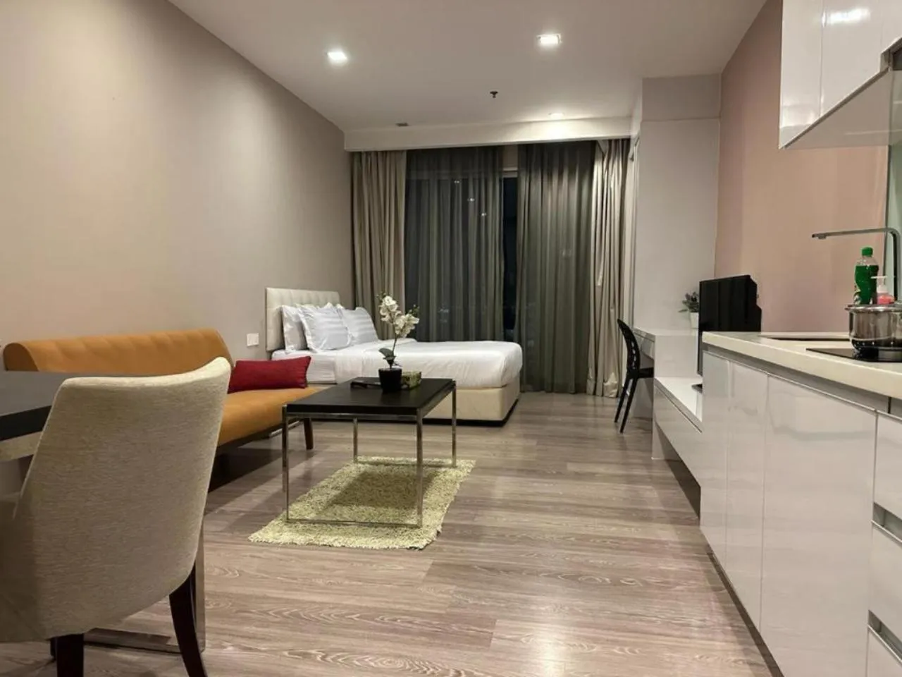 Bed in RS Suites In Bukit Bintang