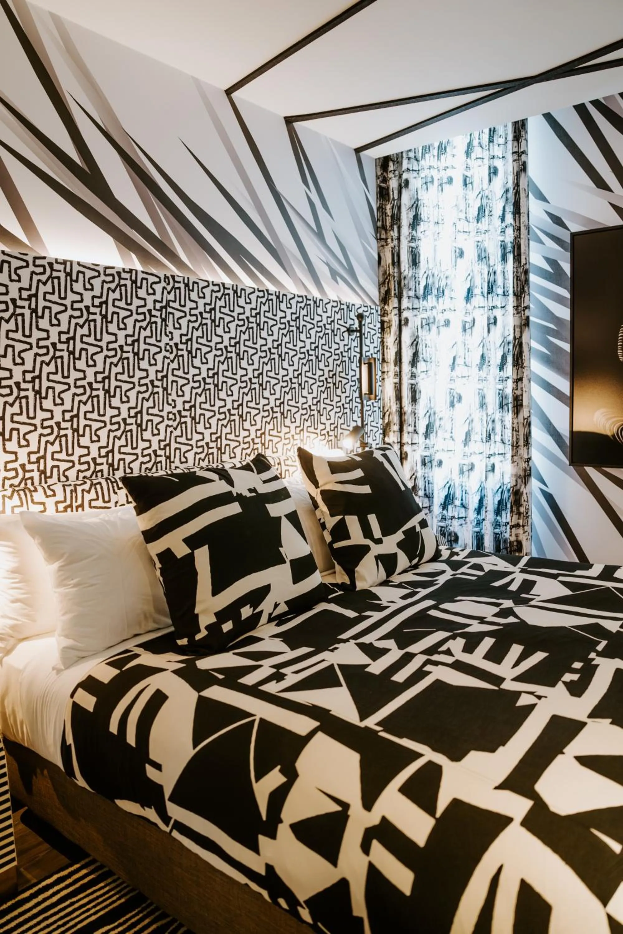 Bed in The Motley Hotel Richmond, Tapestry Collection by Hilton