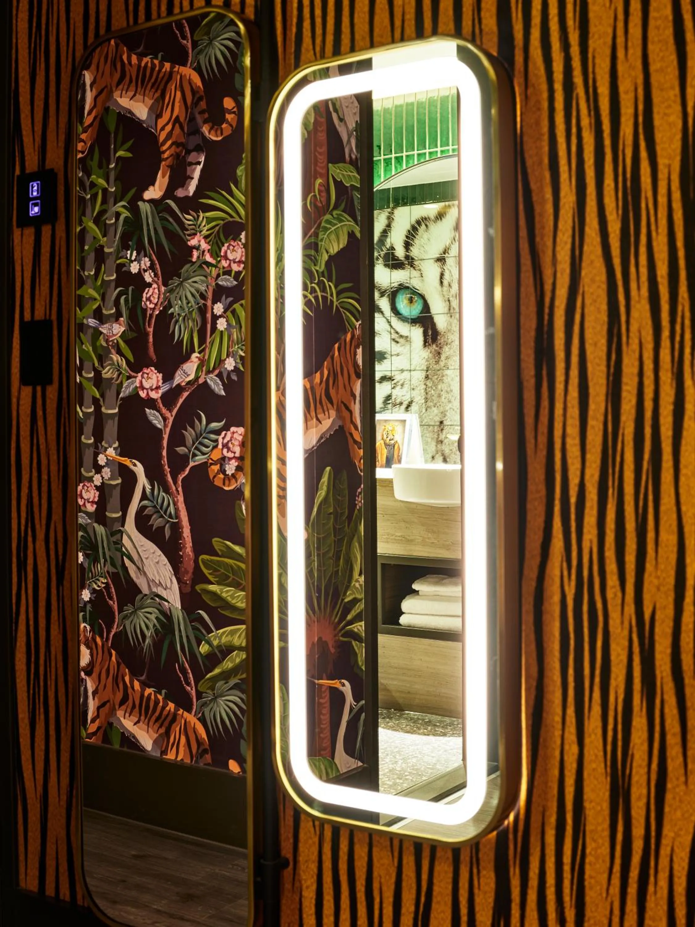 Decorative detail in The Motley Hotel Richmond, Tapestry Collection by Hilton