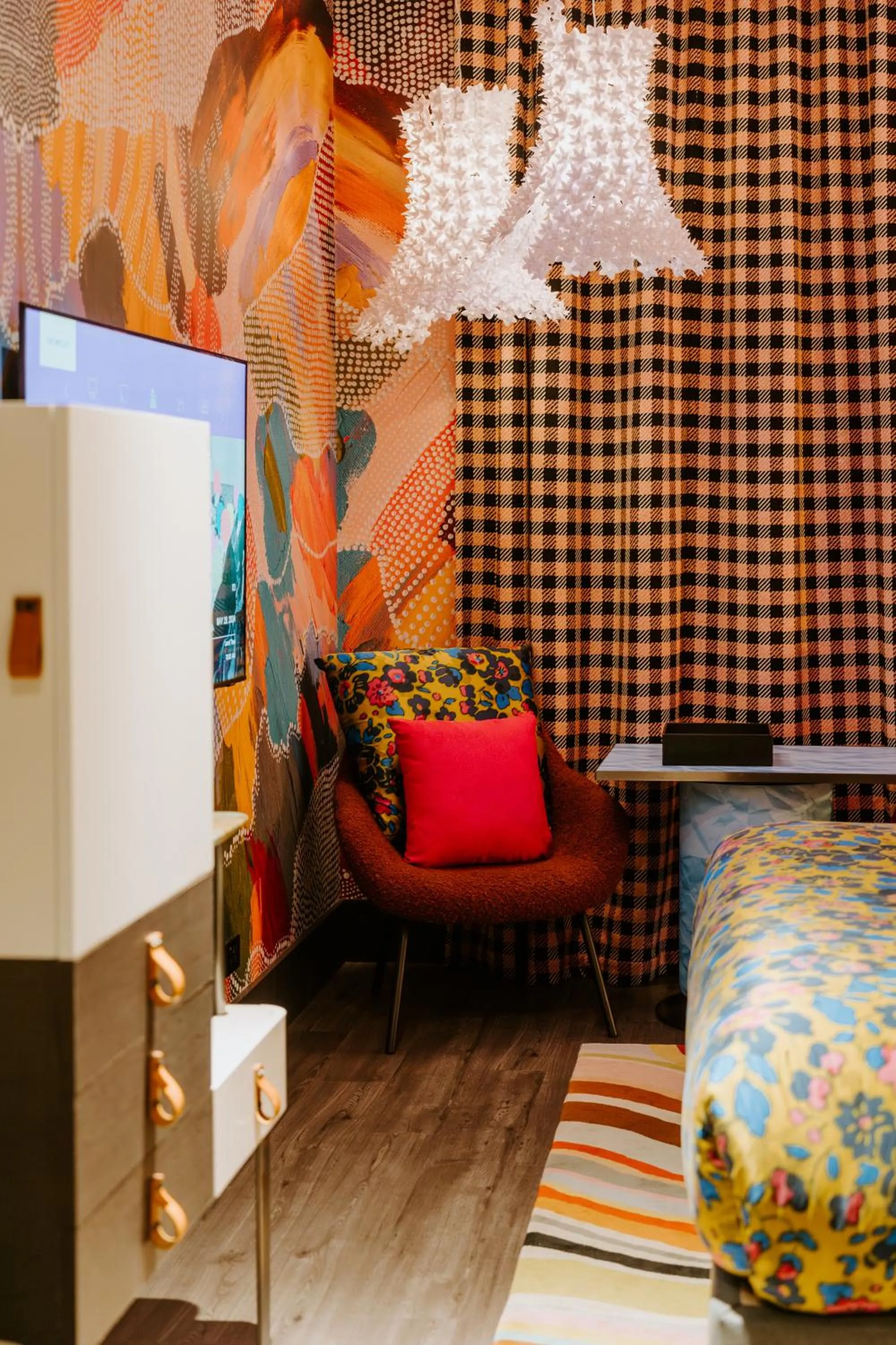 Bed in The Motley Hotel Richmond, Tapestry Collection by Hilton