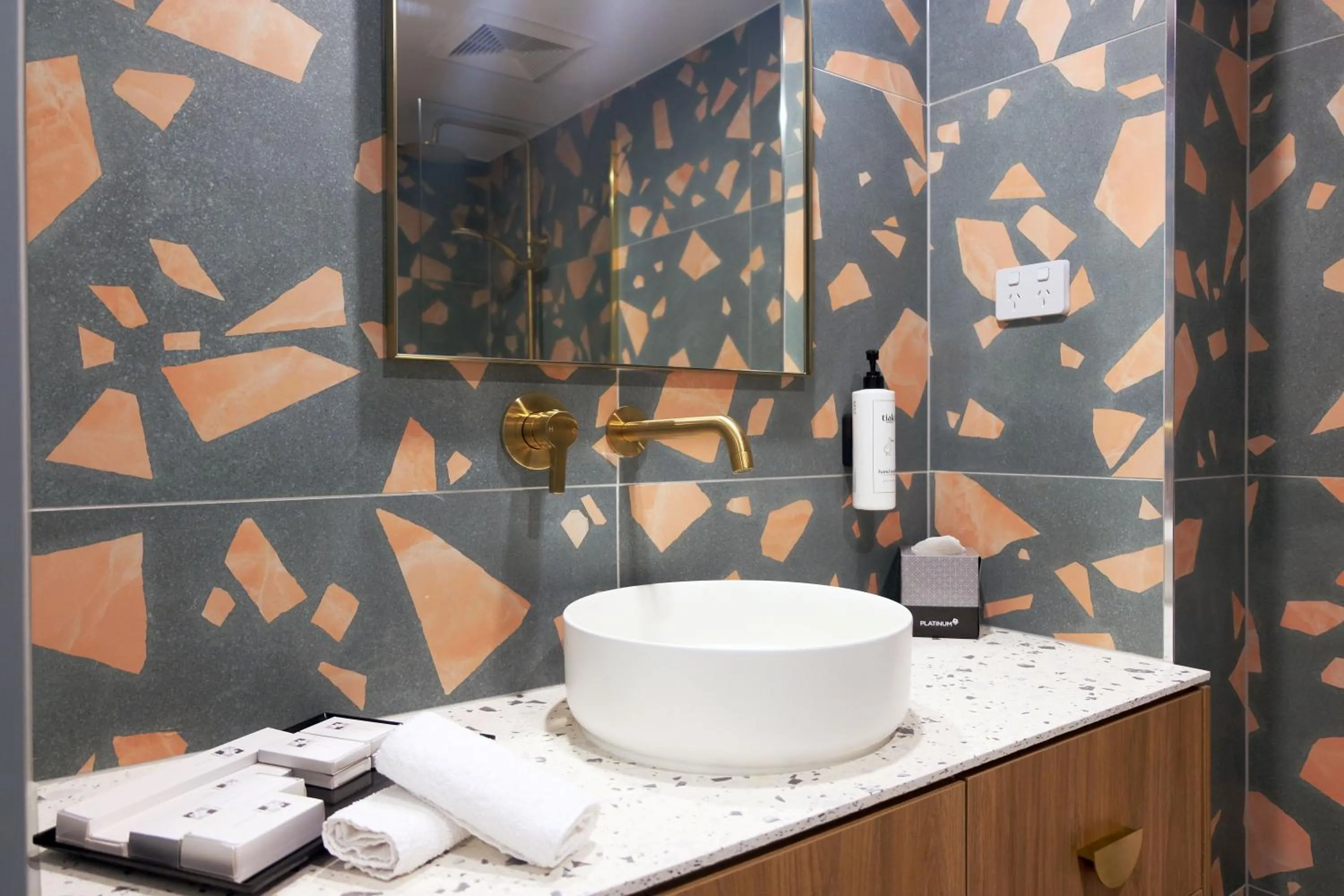 Bathroom in Swiss-Belhotel Woolloongabba, Brisbane