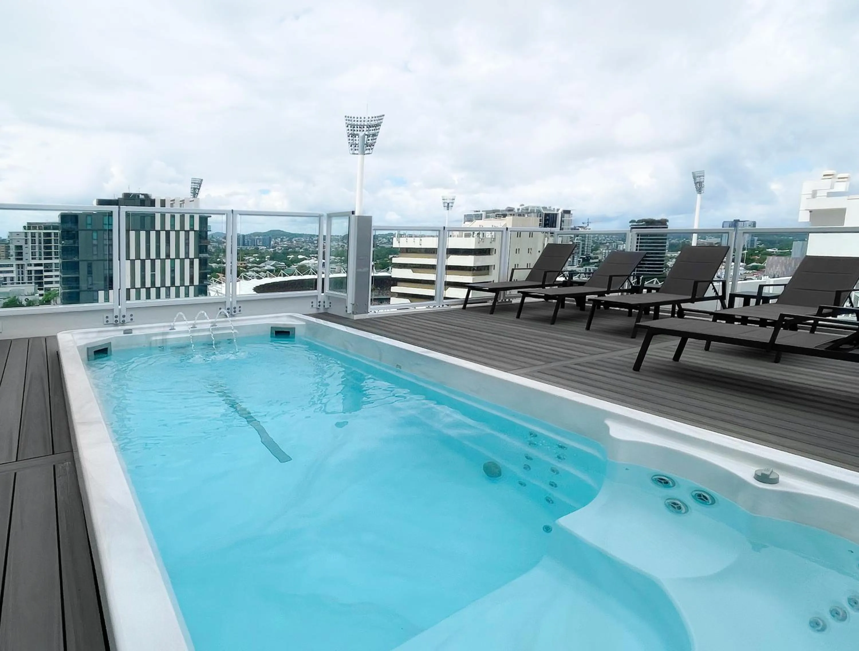 Swimming pool in Swiss-Belhotel Woolloongabba, Brisbane