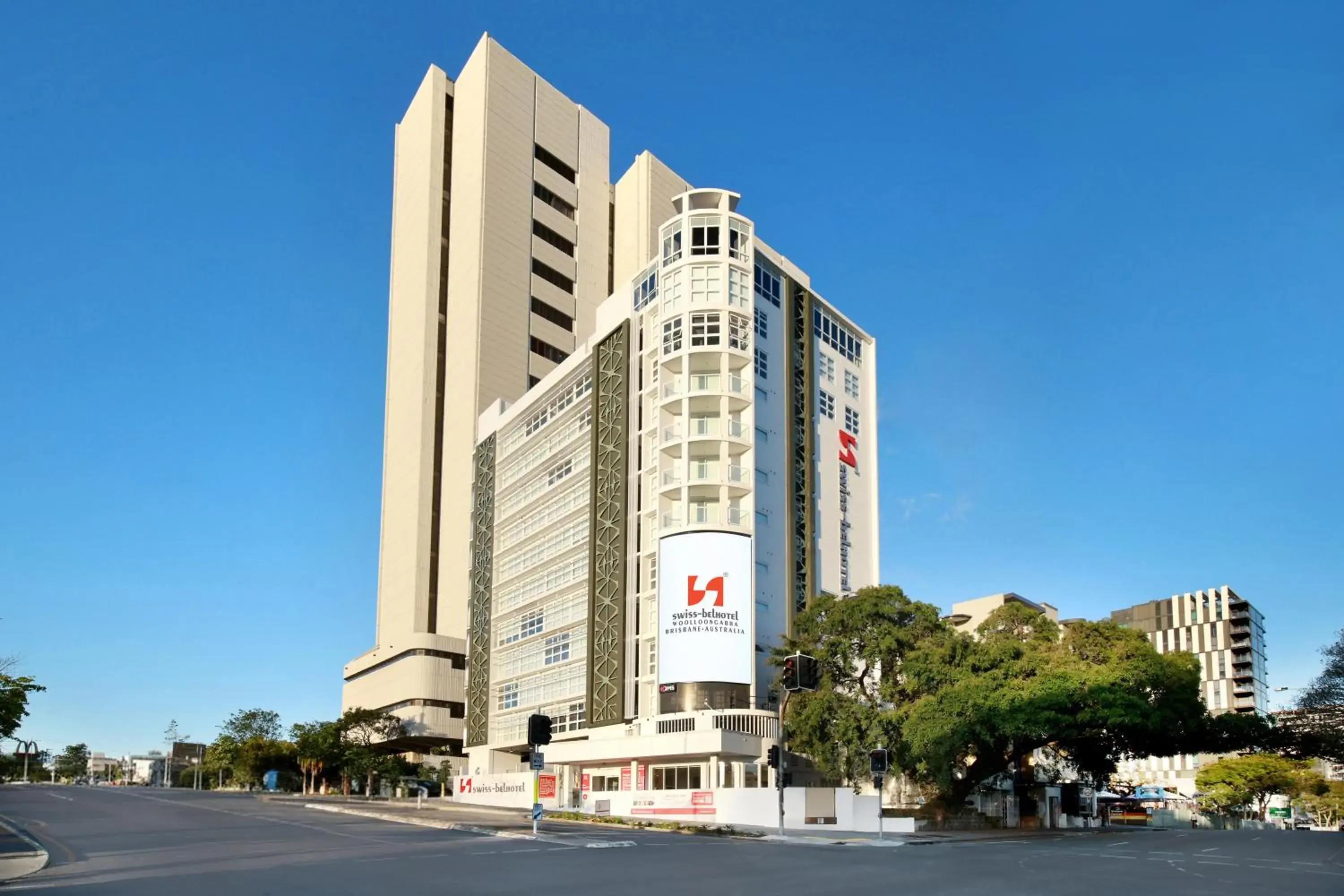 Property building in Swiss-Belhotel Woolloongabba, Brisbane Property building in Swiss-Belhotel Woolloongabba, Brisbane