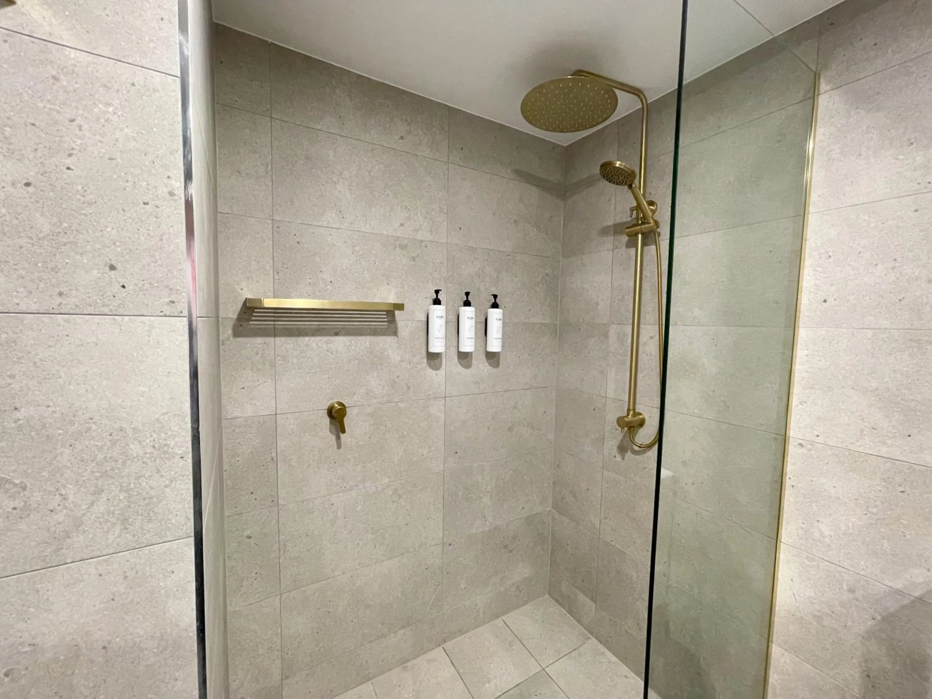 Shower in Swiss-Belhotel Woolloongabba, Brisbane