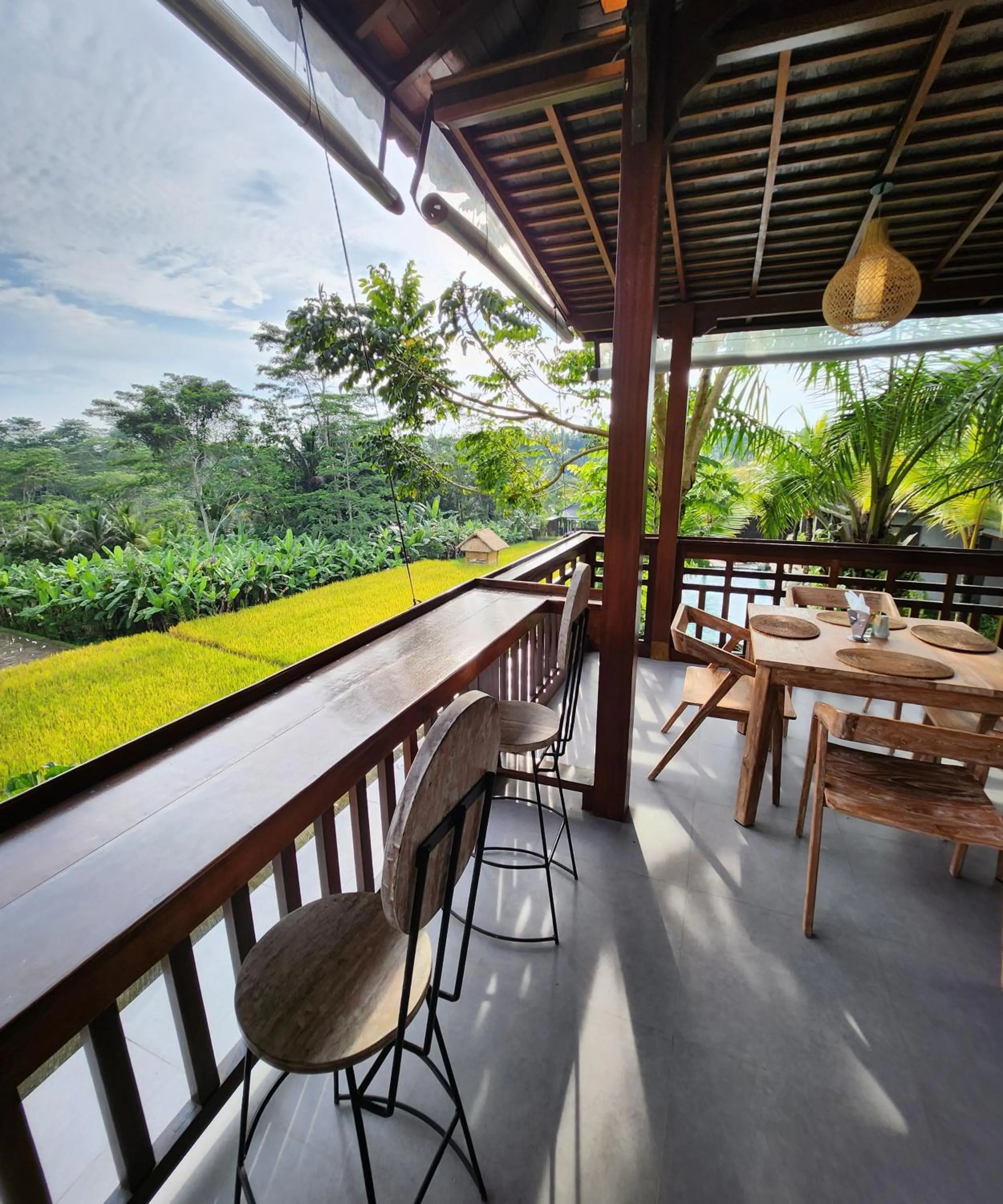 Restaurant/places to eat in Pinggala Villa Ubud