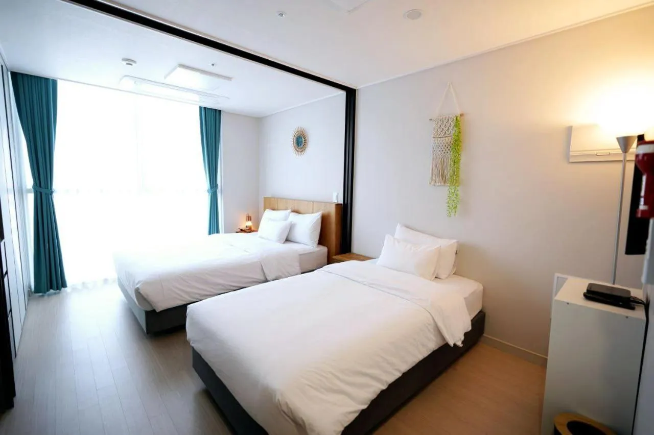 Bed in Wellstay hotel Incheon