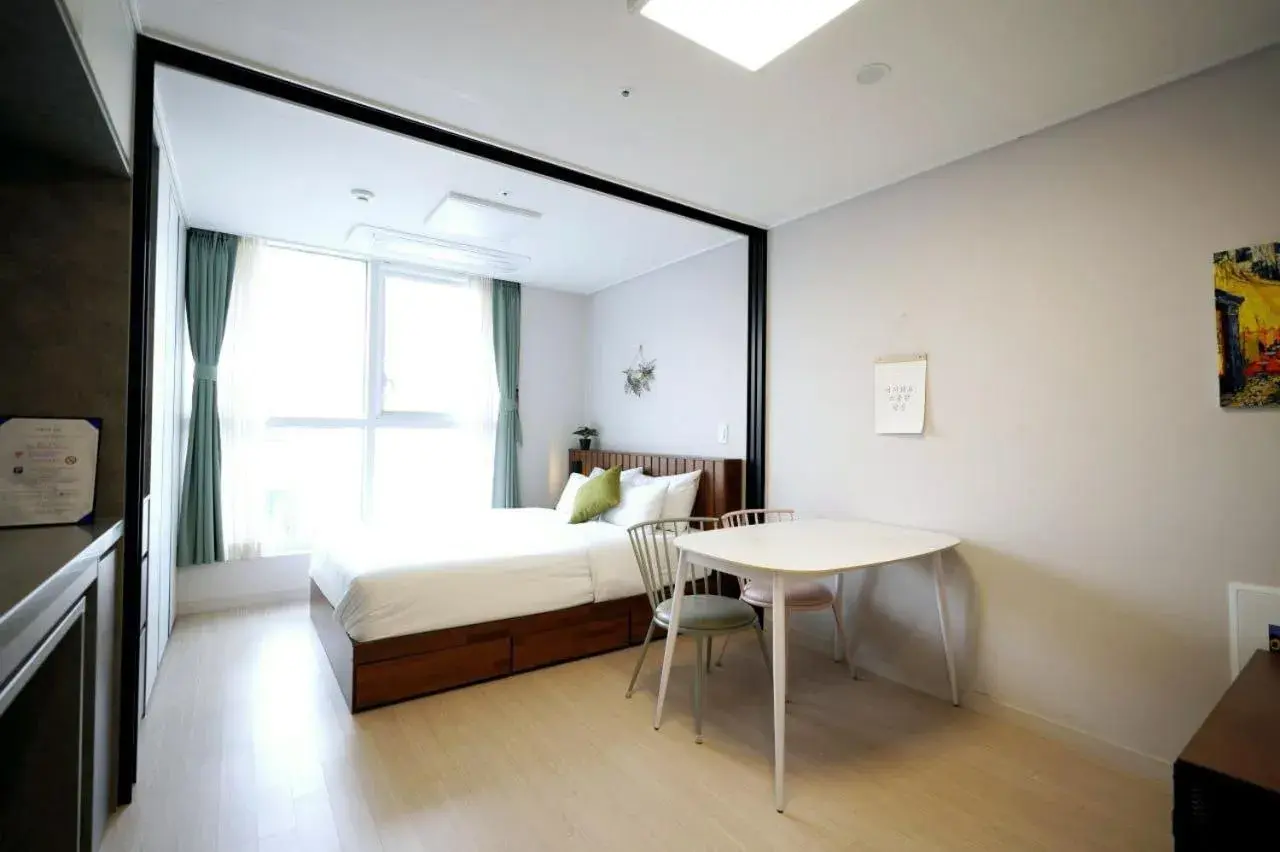 Bedroom, Bed in Wellstay hotel Incheon Bedroom, Bed in Wellstay hotel Incheon