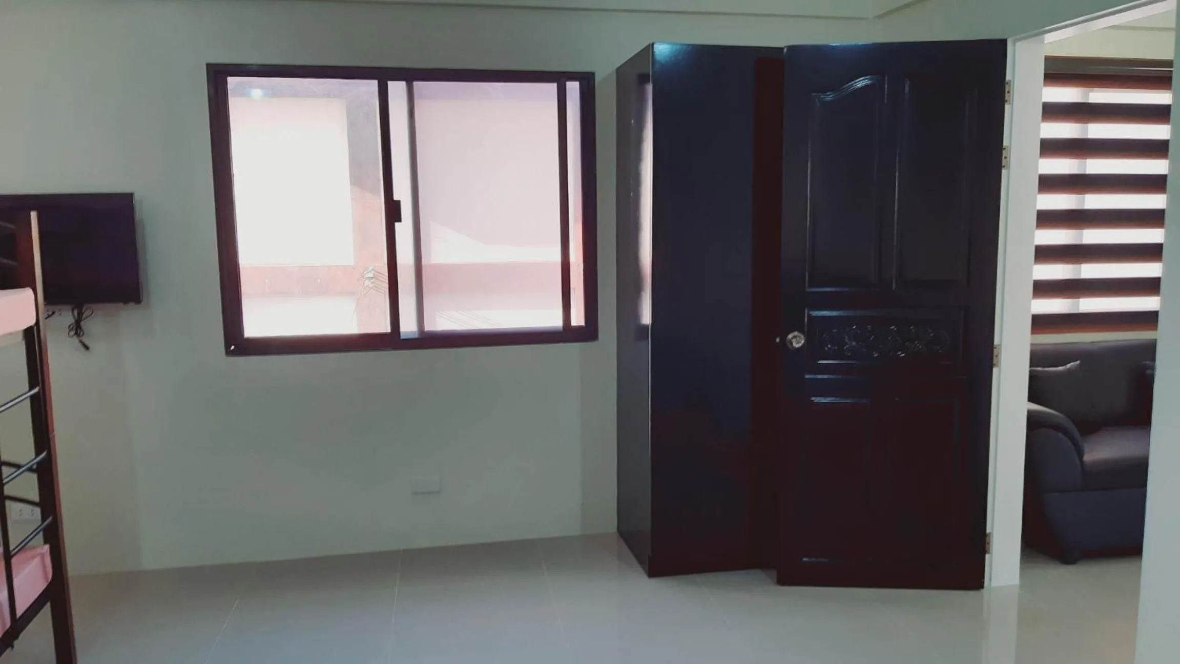 wardrobe in Avana Hills Boracay Prime Grand Suite 202