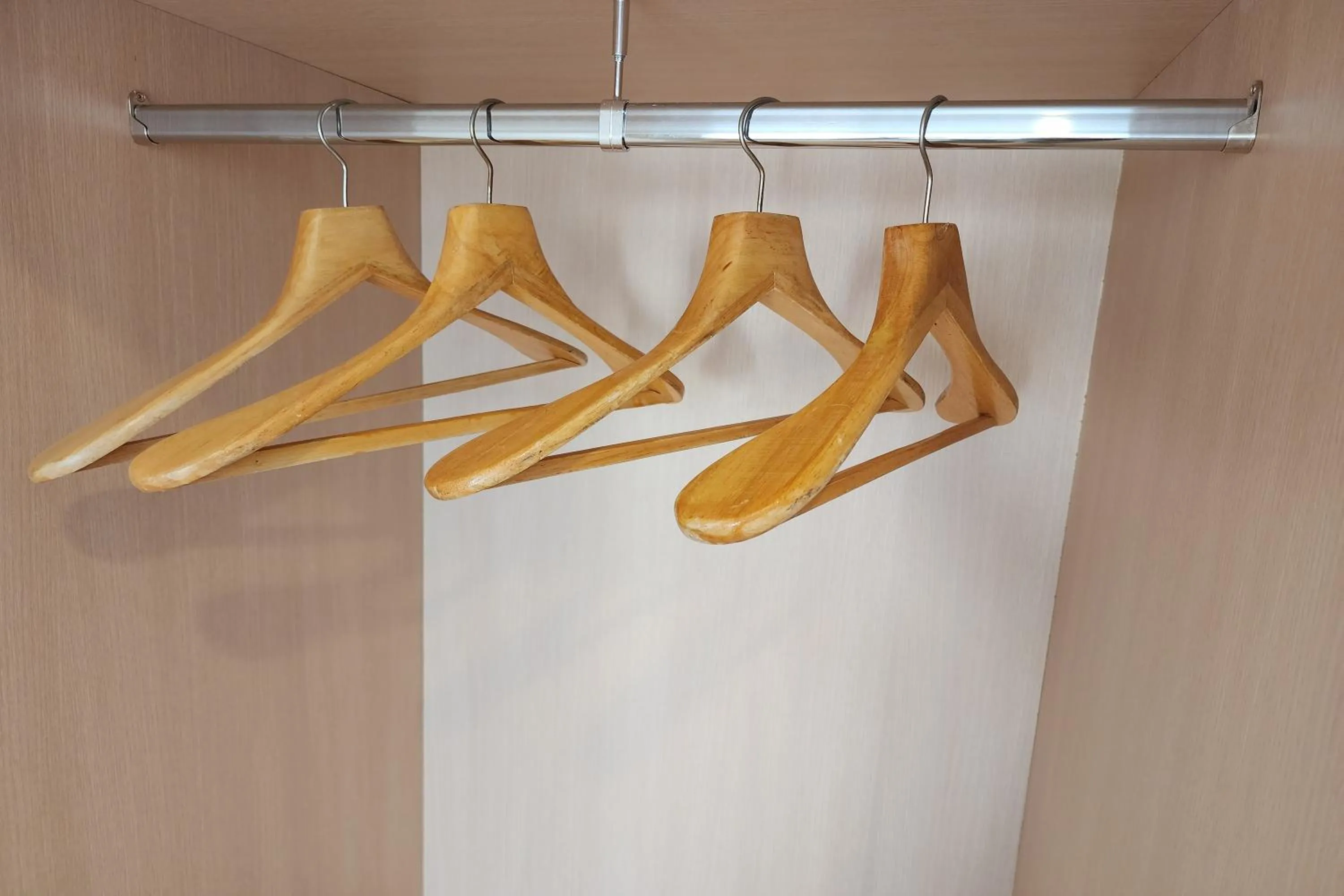 wardrobe in Arsh Boutique Hotel