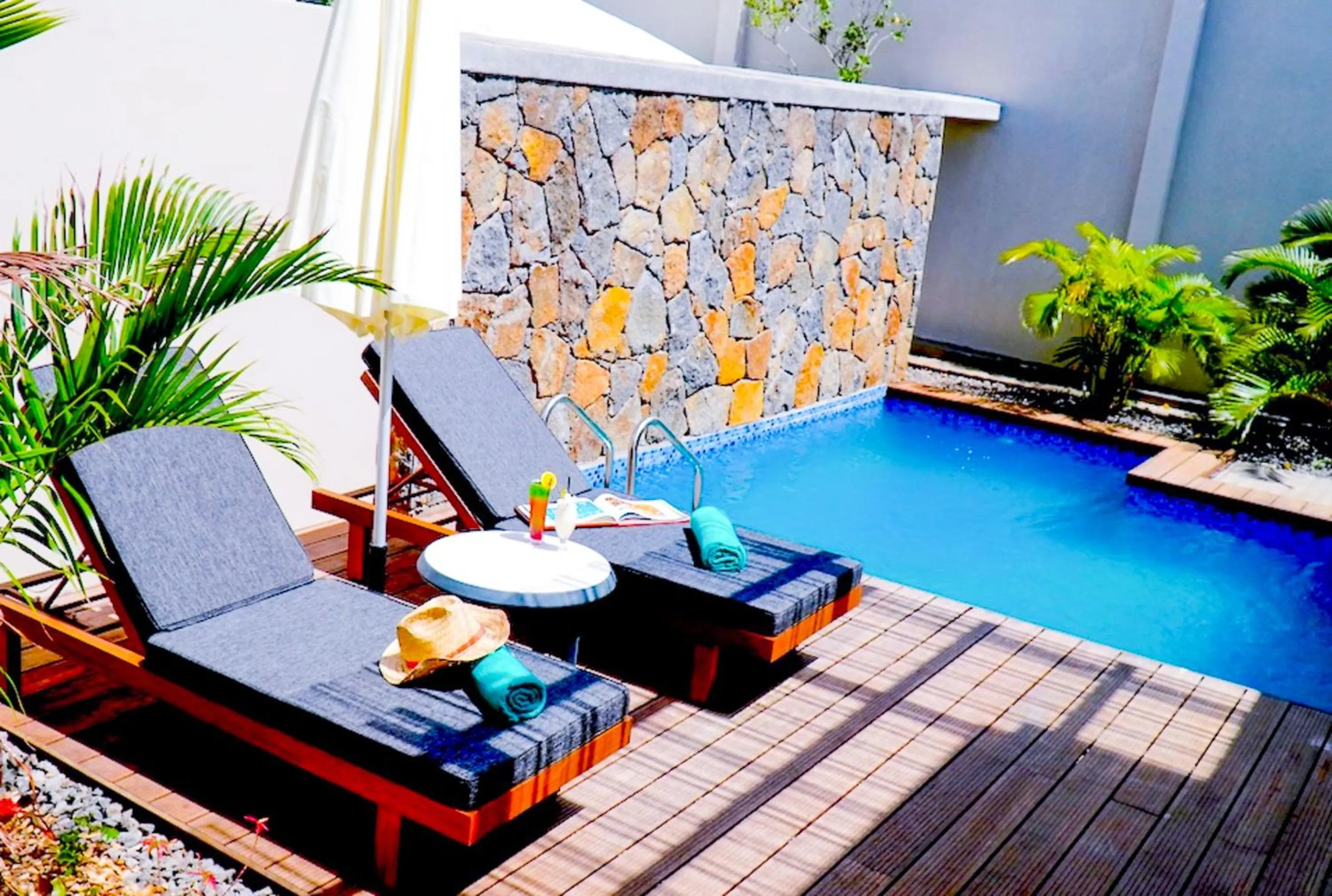 Seating area in Wonders Beach Boutique Hotel