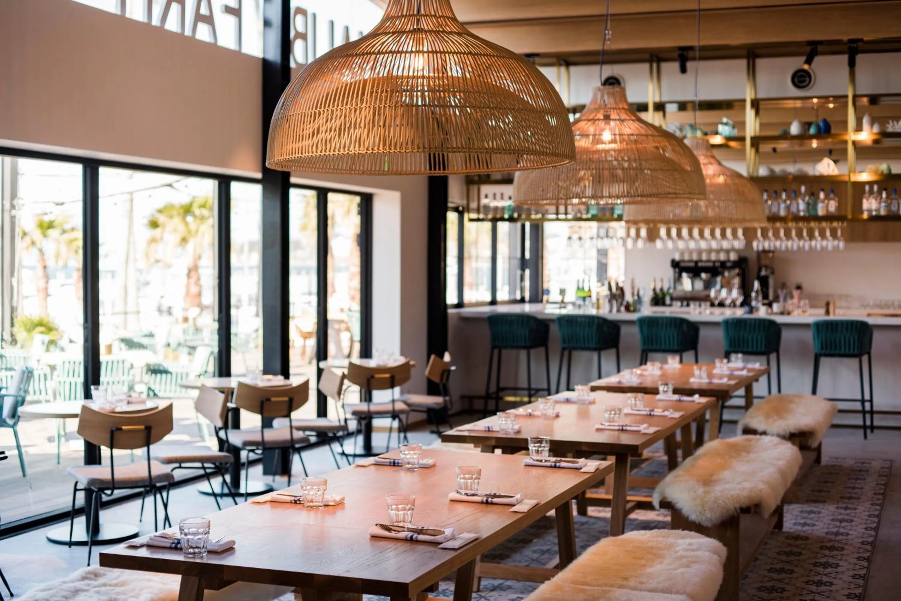 Restaurant/places to eat in MALIBU HOTEL