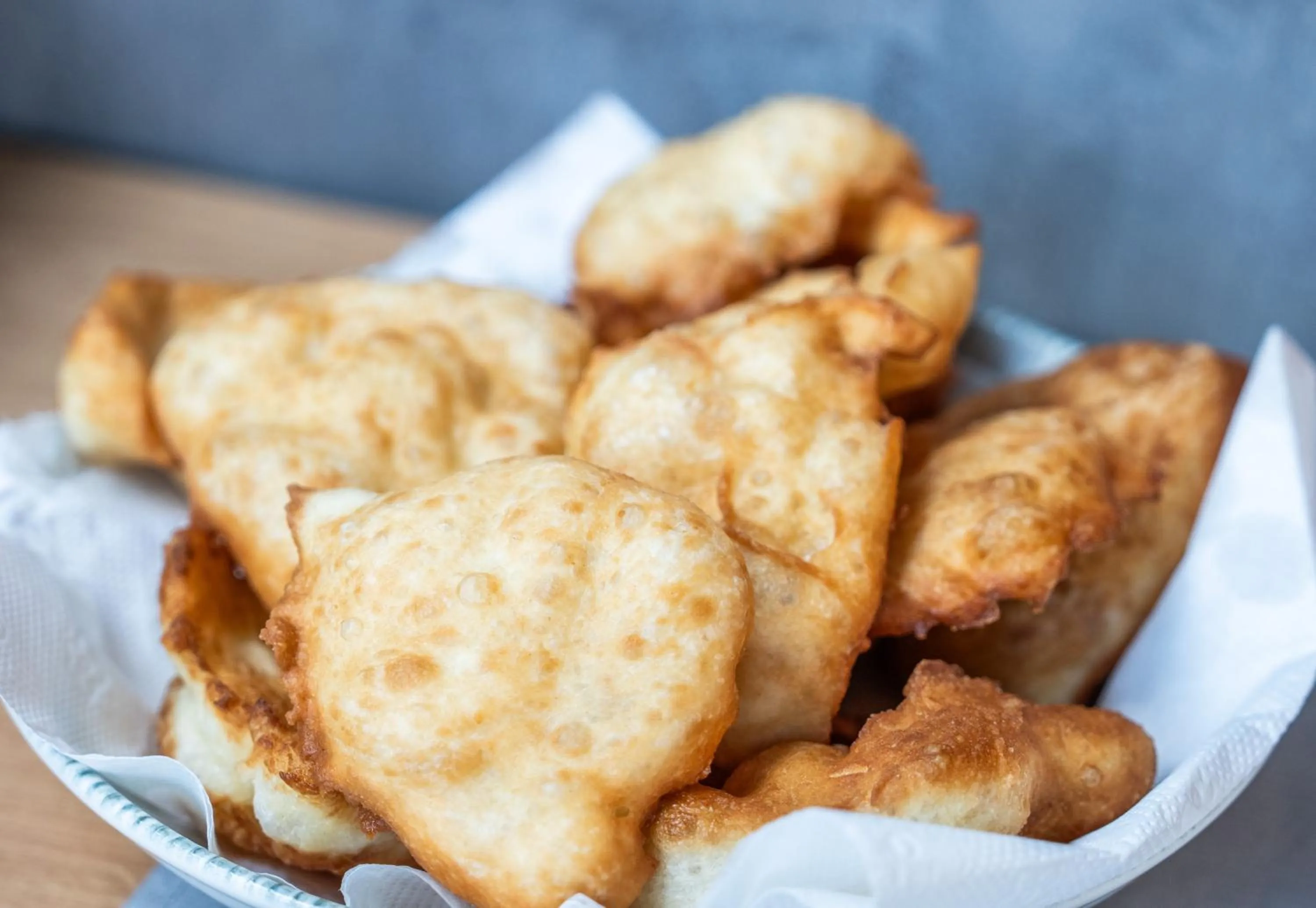 Breakfast in Hotel Campus 90 - Free Parking