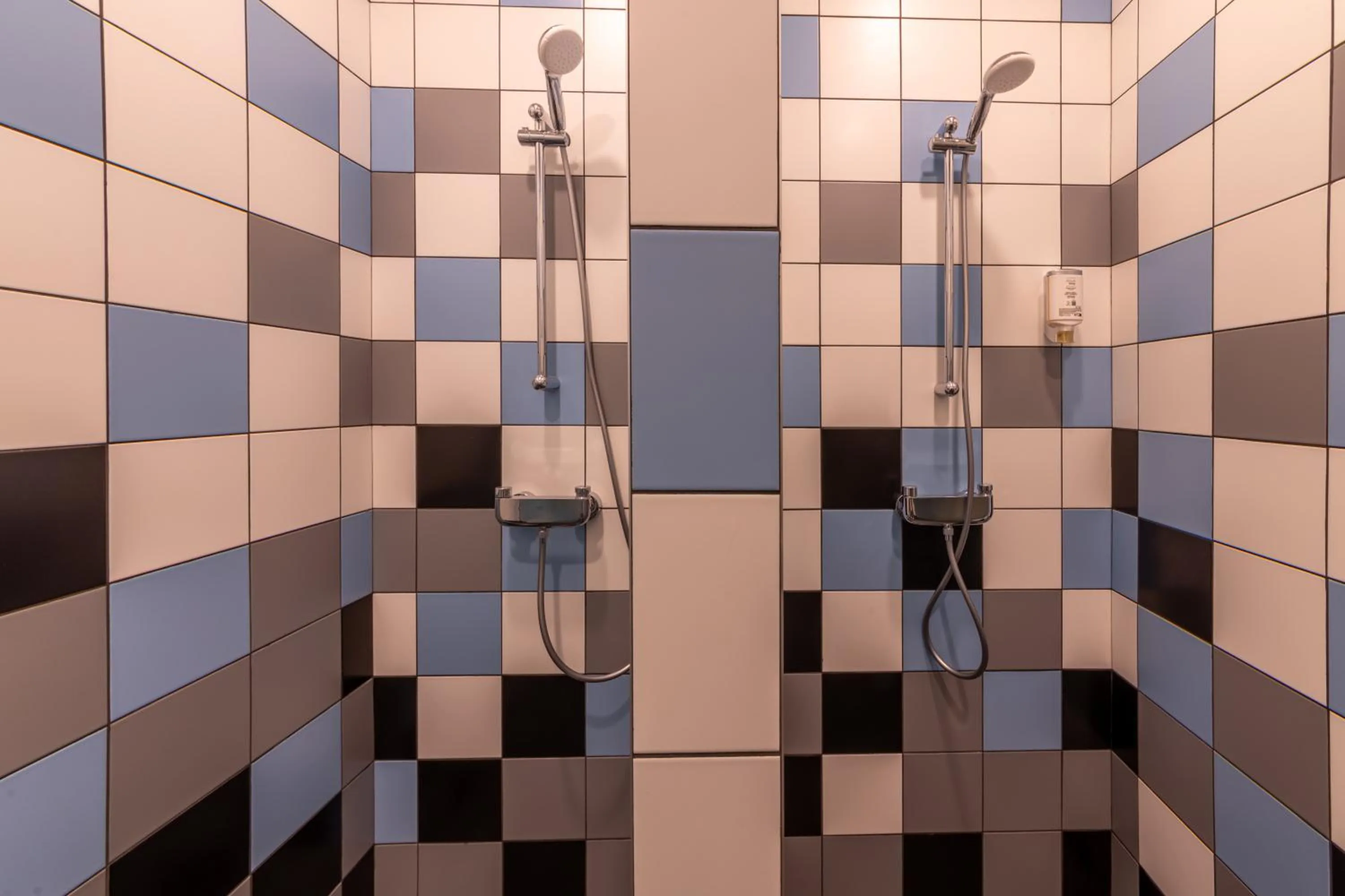 Fitness centre/facilities in Hotel Campus 90 - Free Parking