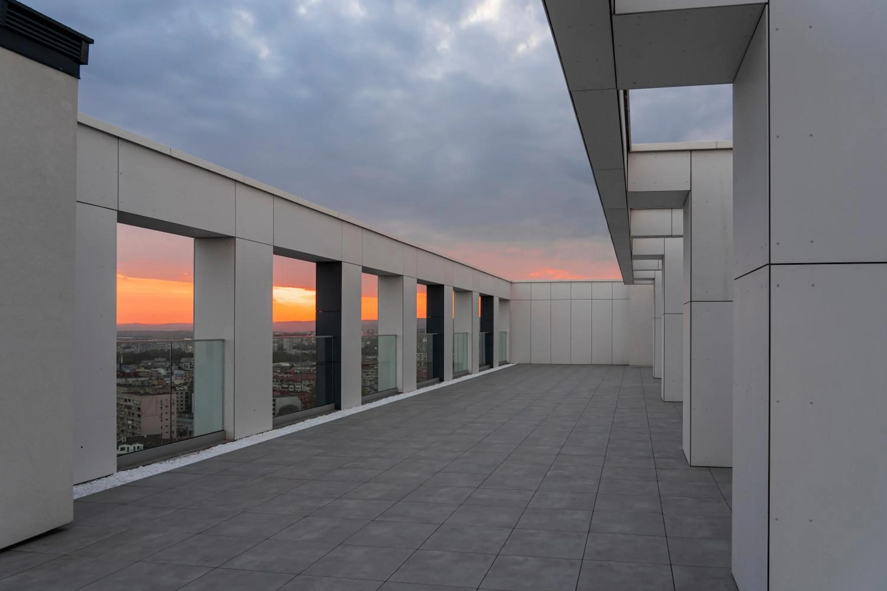 Balcony/Terrace in Hotel Campus 90 - Free Parking