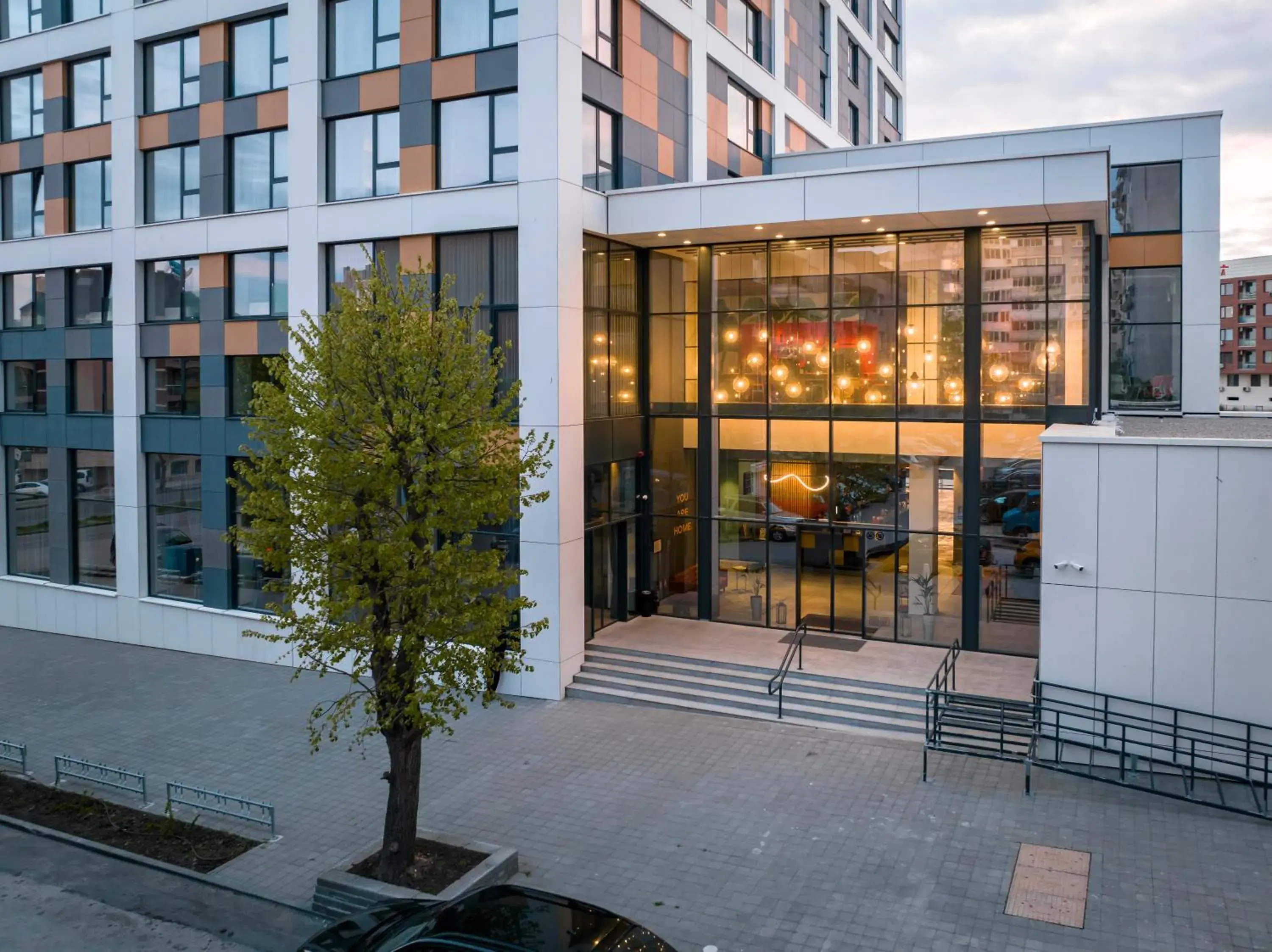 Property building in Hotel Campus 90 - Free Parking Property building in Hotel Campus 90 - Free Parking