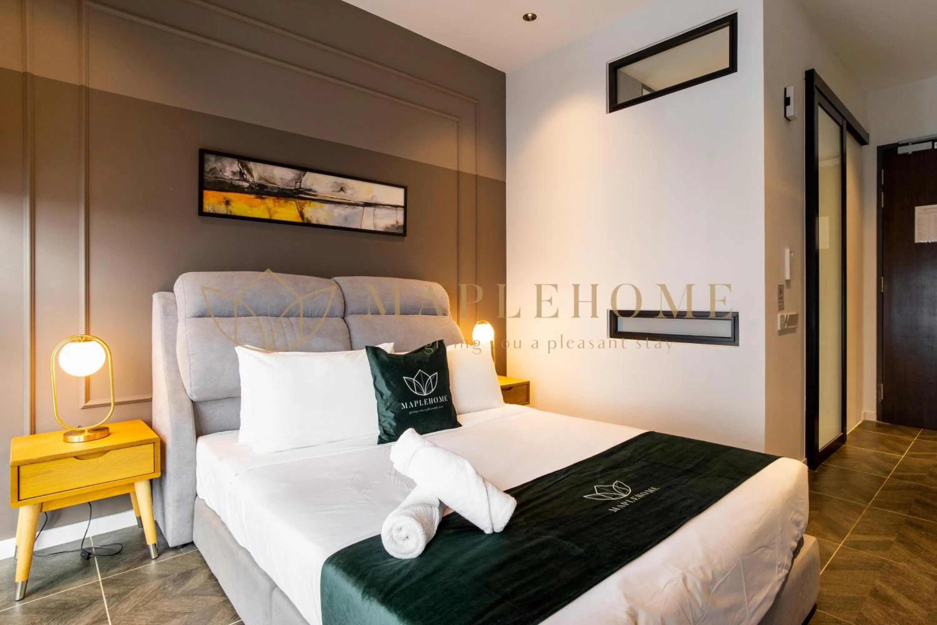 Bed in Scarletz Premier Suites Kuala Lumpur