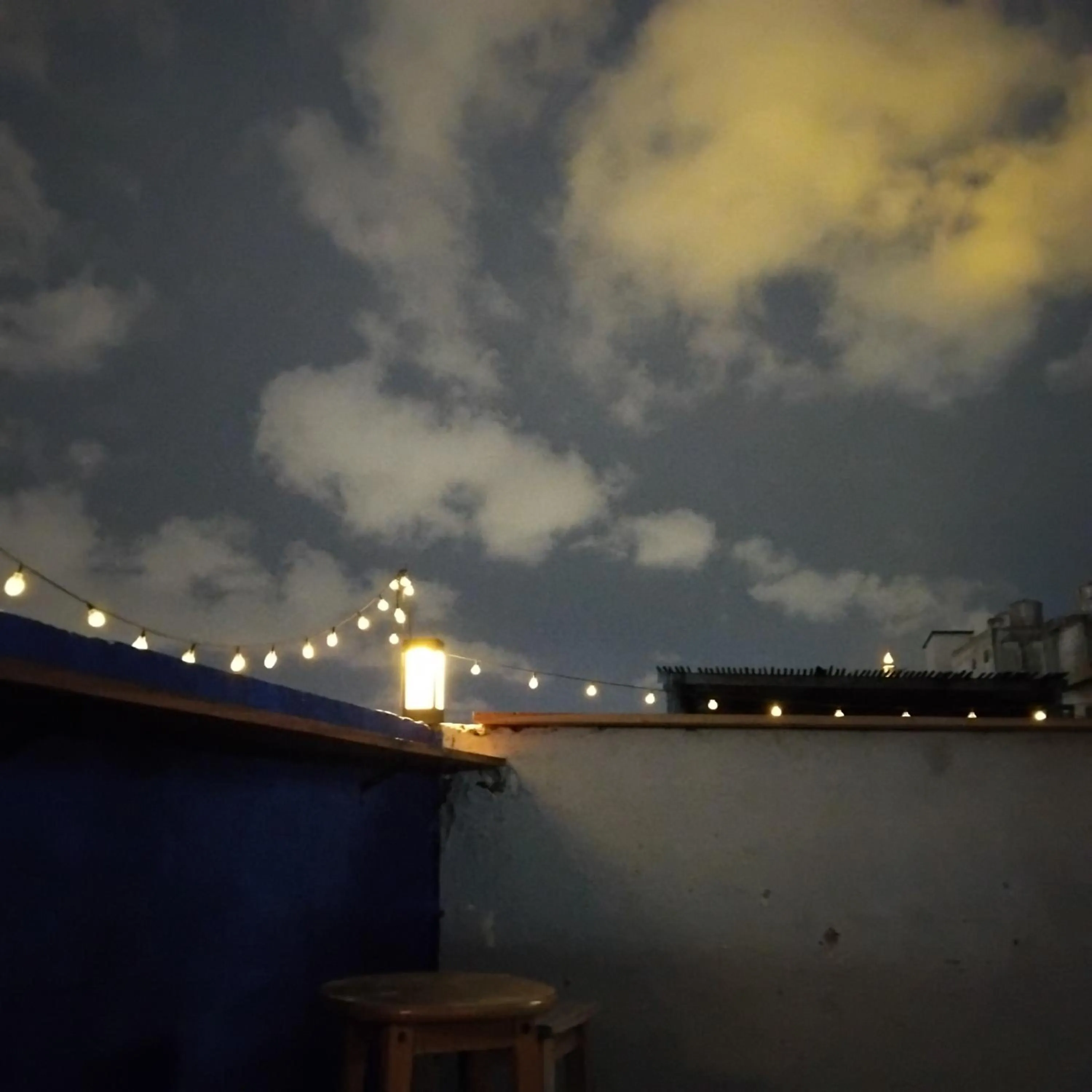 Property building in amazing khaosan hostel