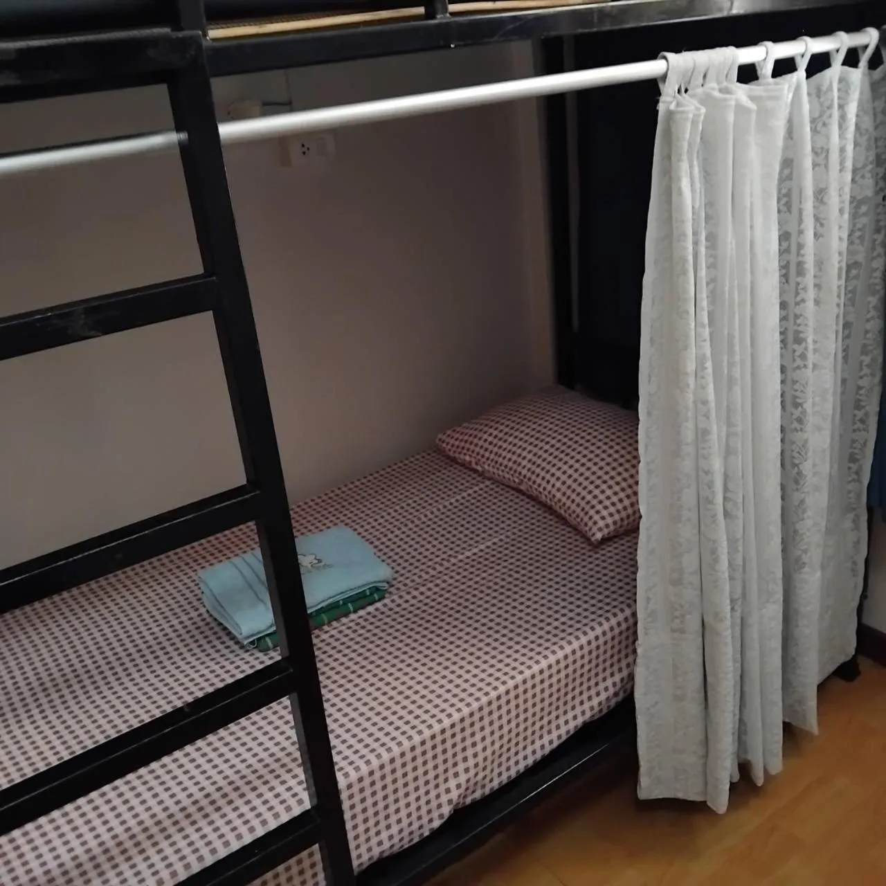 Bed in amazing khaosan hostel