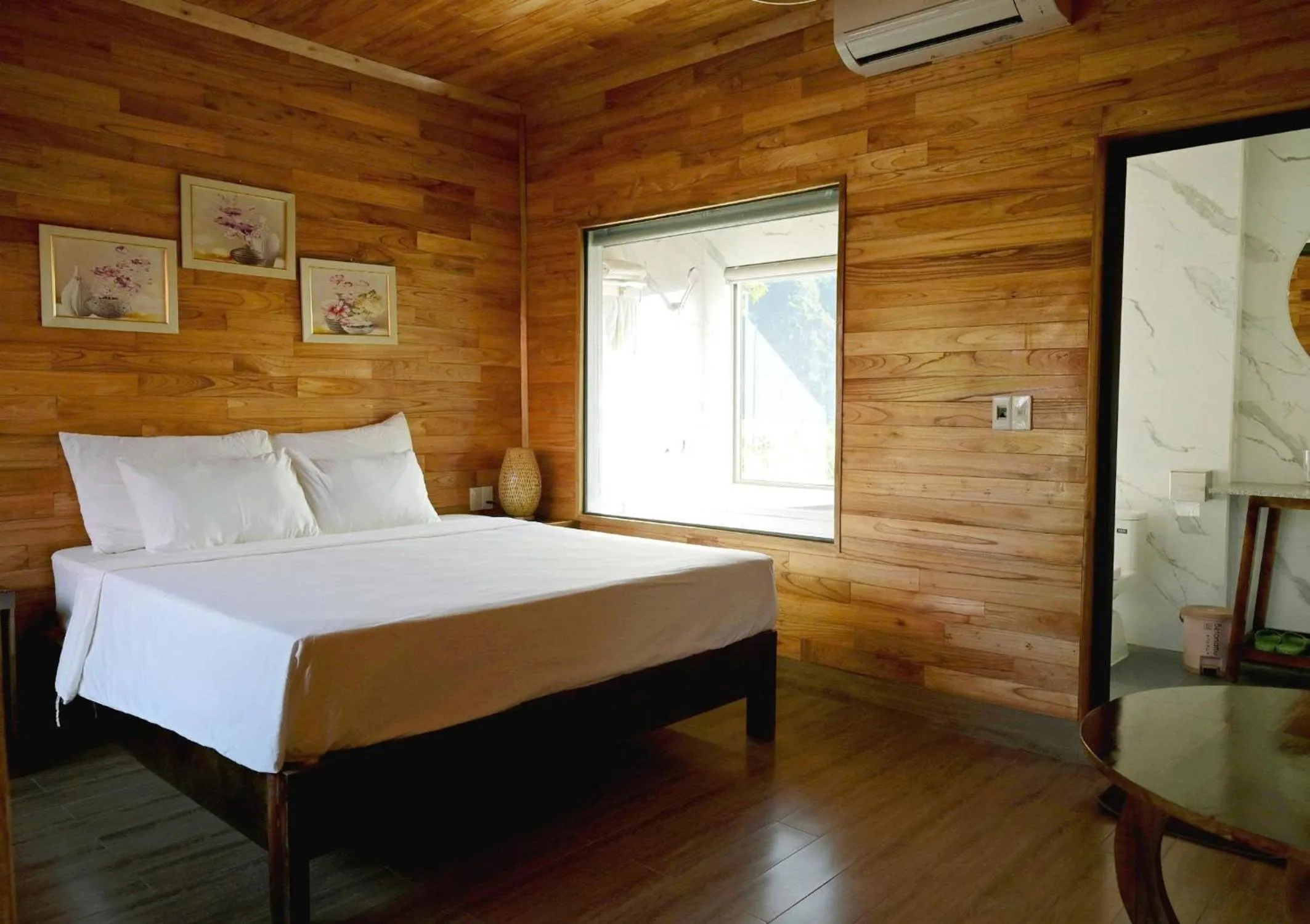 Photo of the whole room, Bed in My Tam Coc Bungalow Ninh Bình