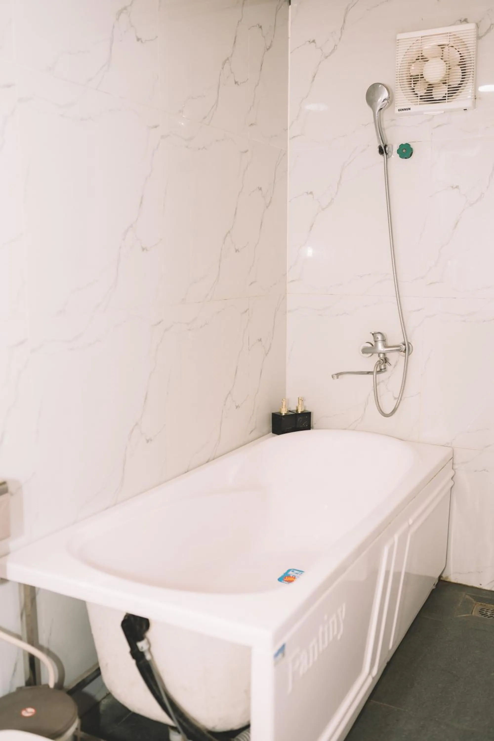 Bathroom in My Tam Coc Bungalow Ninh Bình