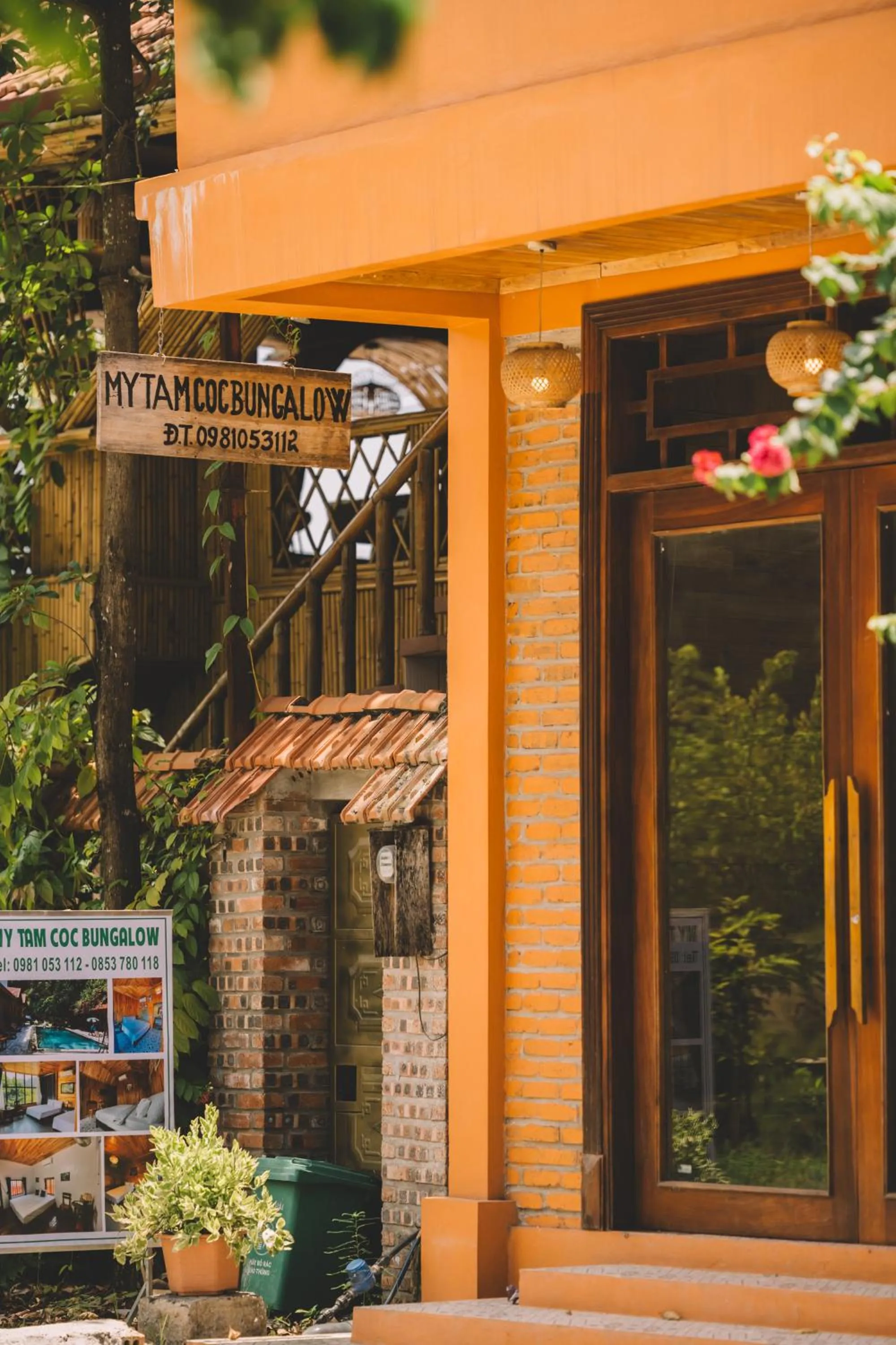 Facade/entrance in My Tam Coc Bungalow Ninh Bình