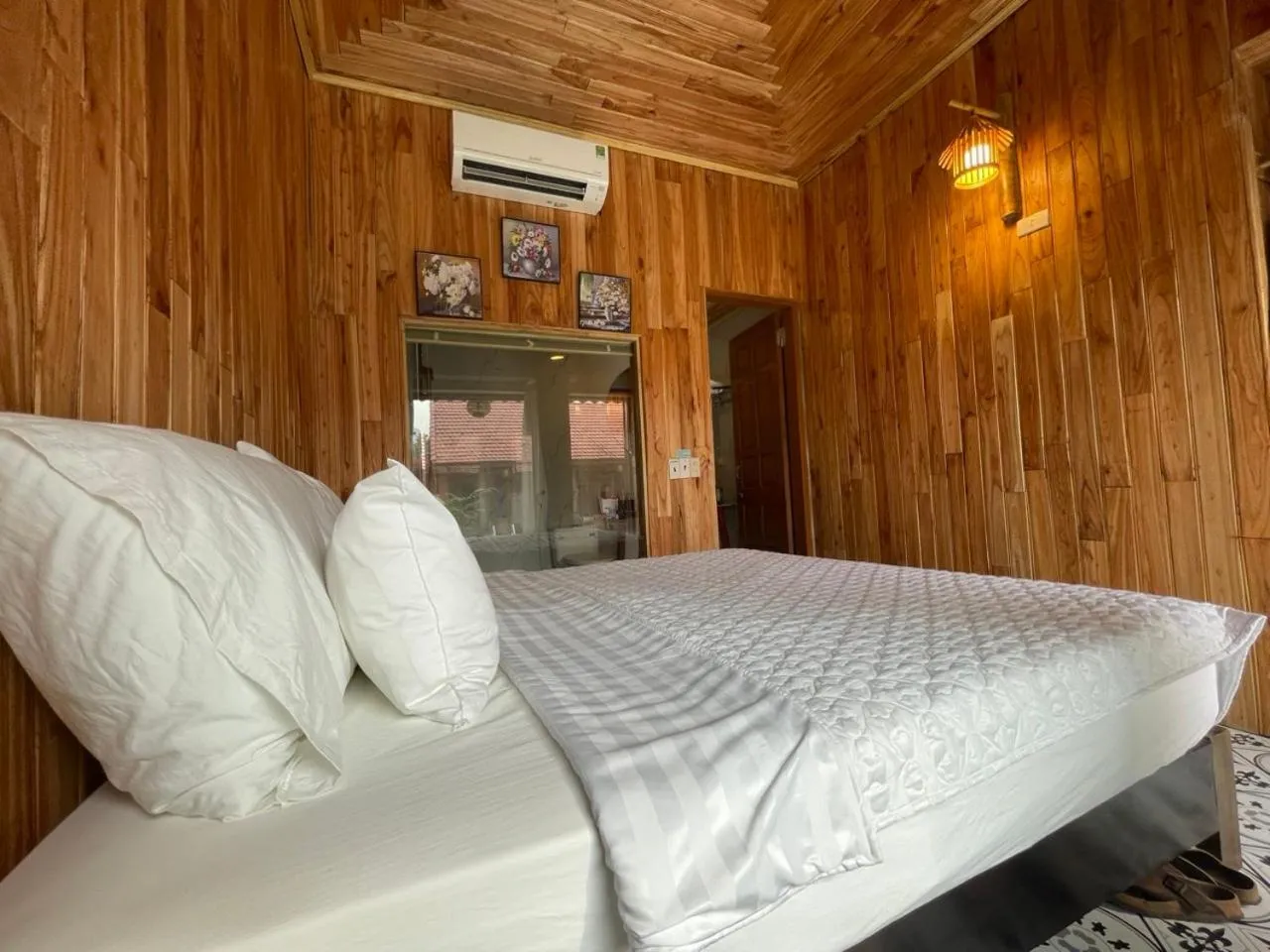 Bed in My Tam Coc Bungalow Ninh Bình