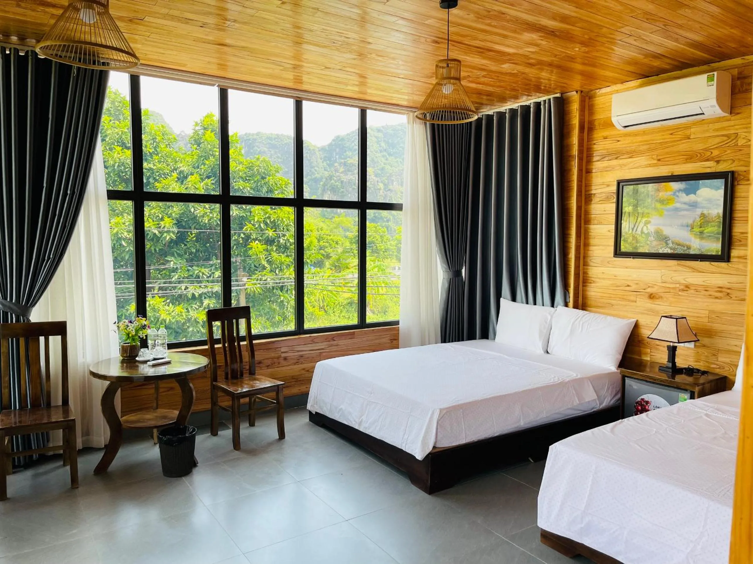 Photo of the whole room, Bed in My Tam Coc Bungalow Ninh Bình
