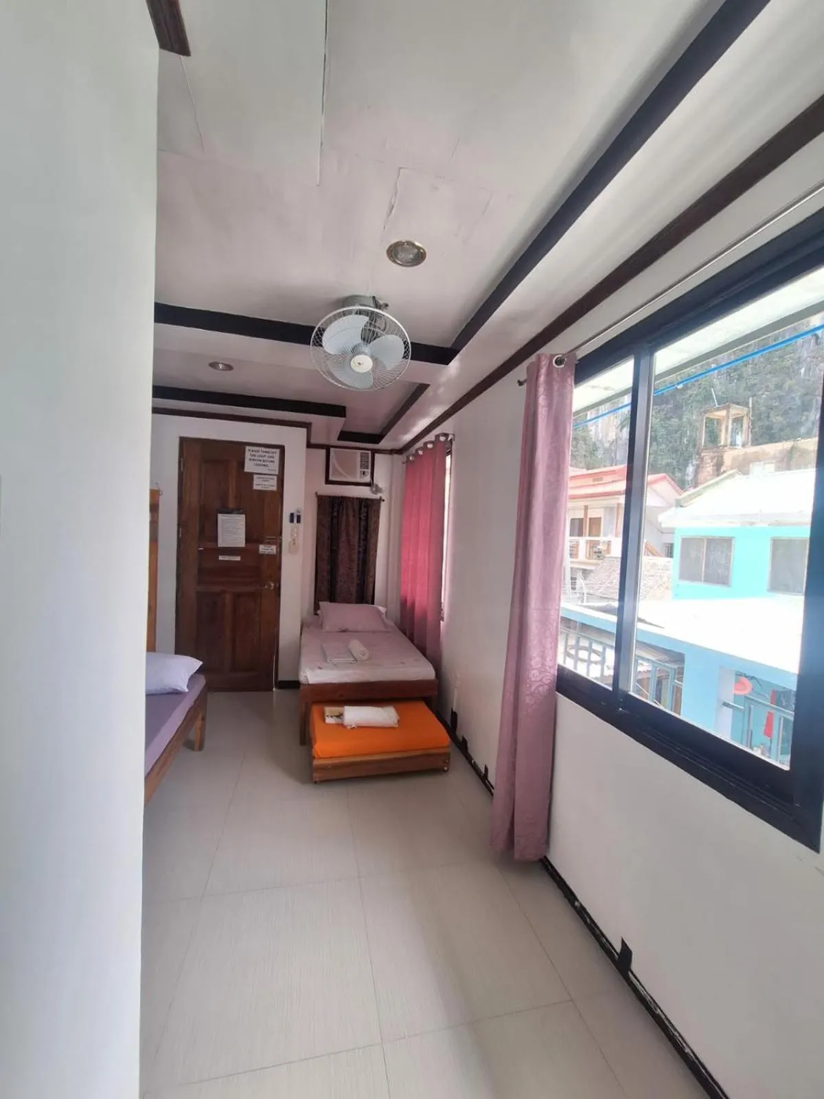 Bed in Blessed Inn Annex