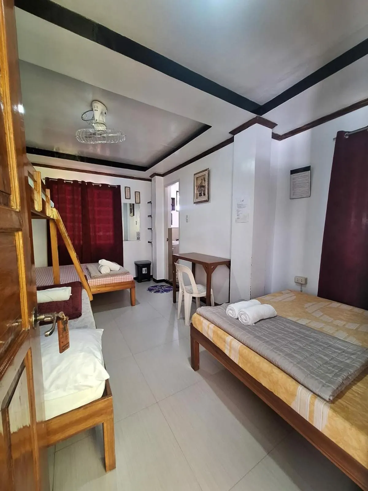 Bed in Blessed Inn Annex