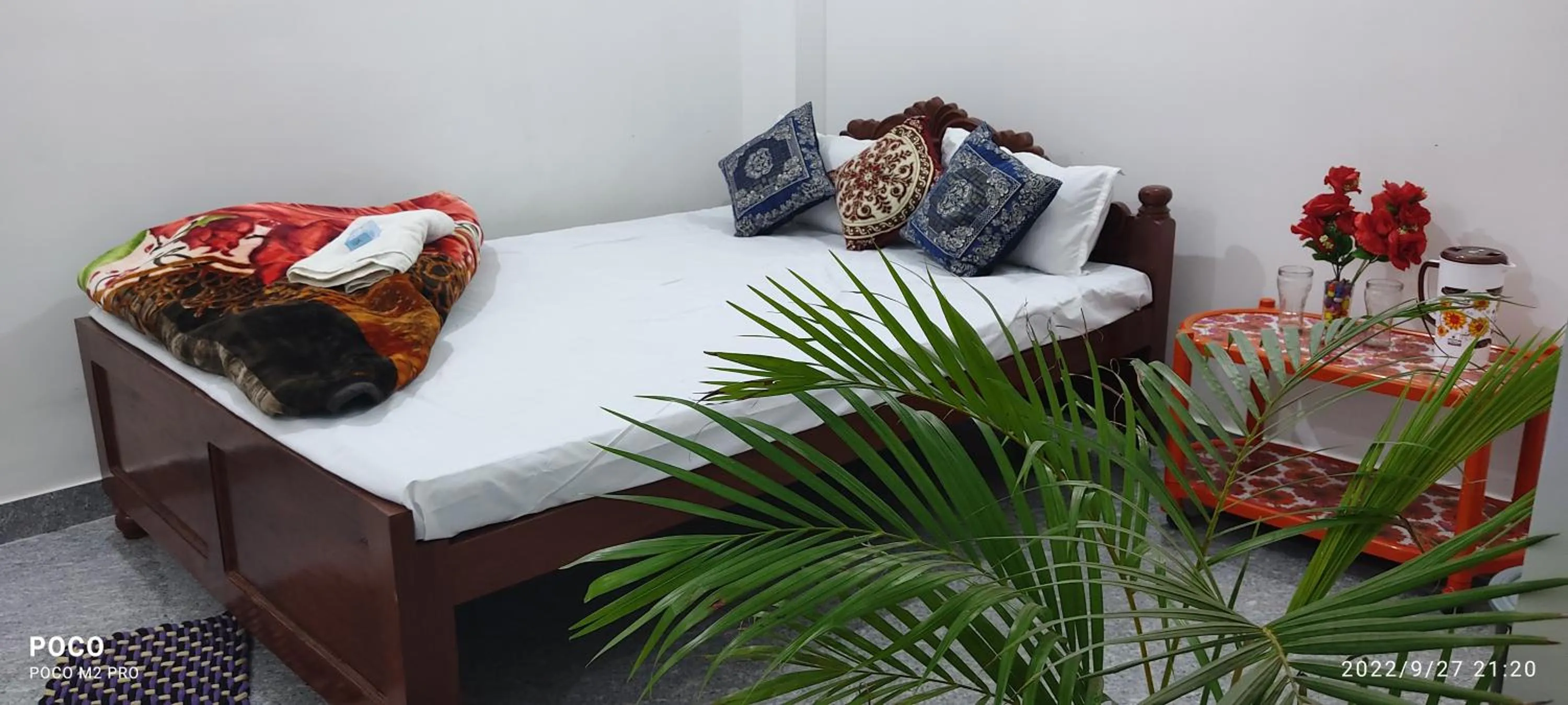 Bed in Hotel Neel Dipayan