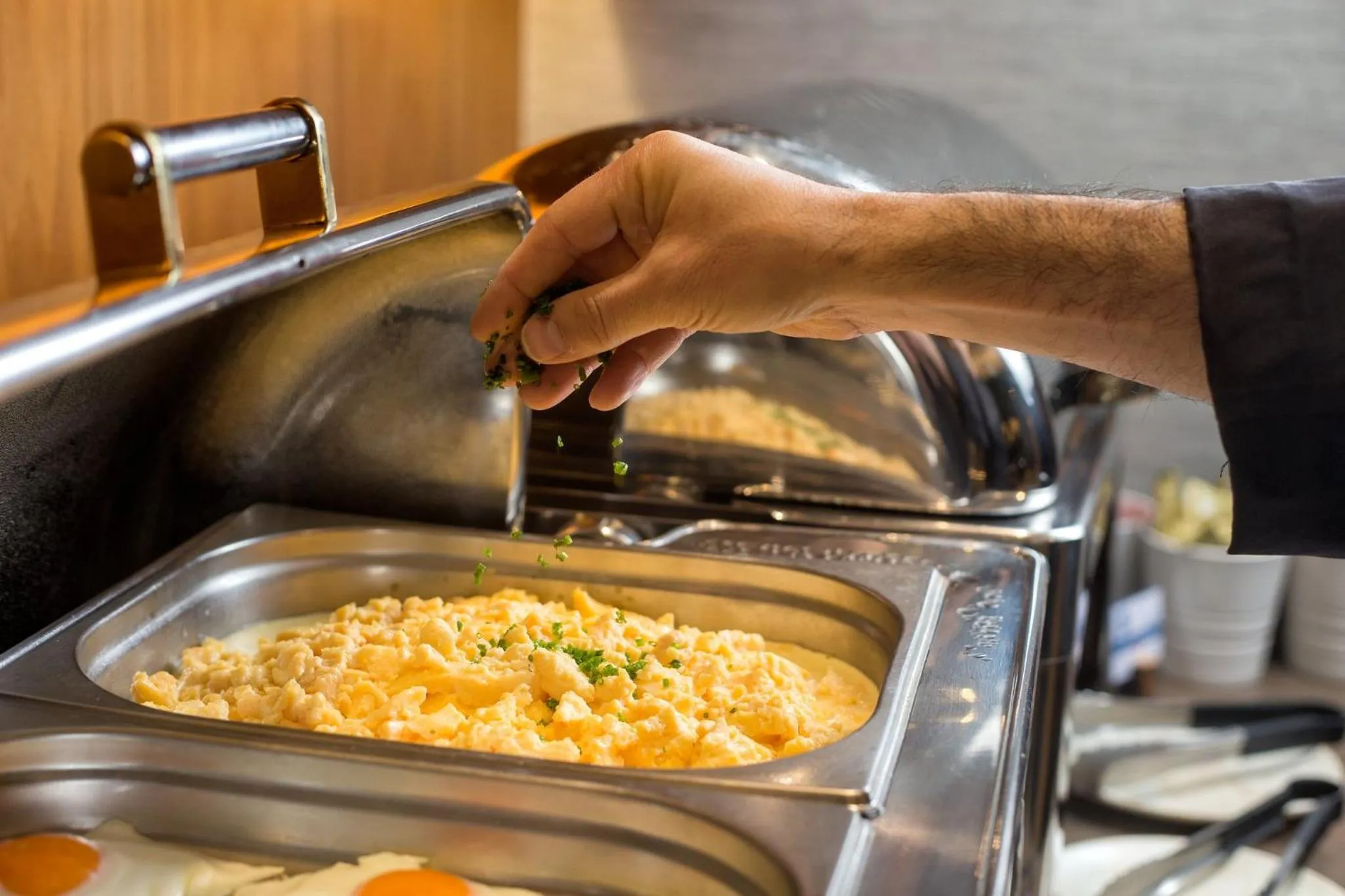 Buffet breakfast in Bedford Hotel