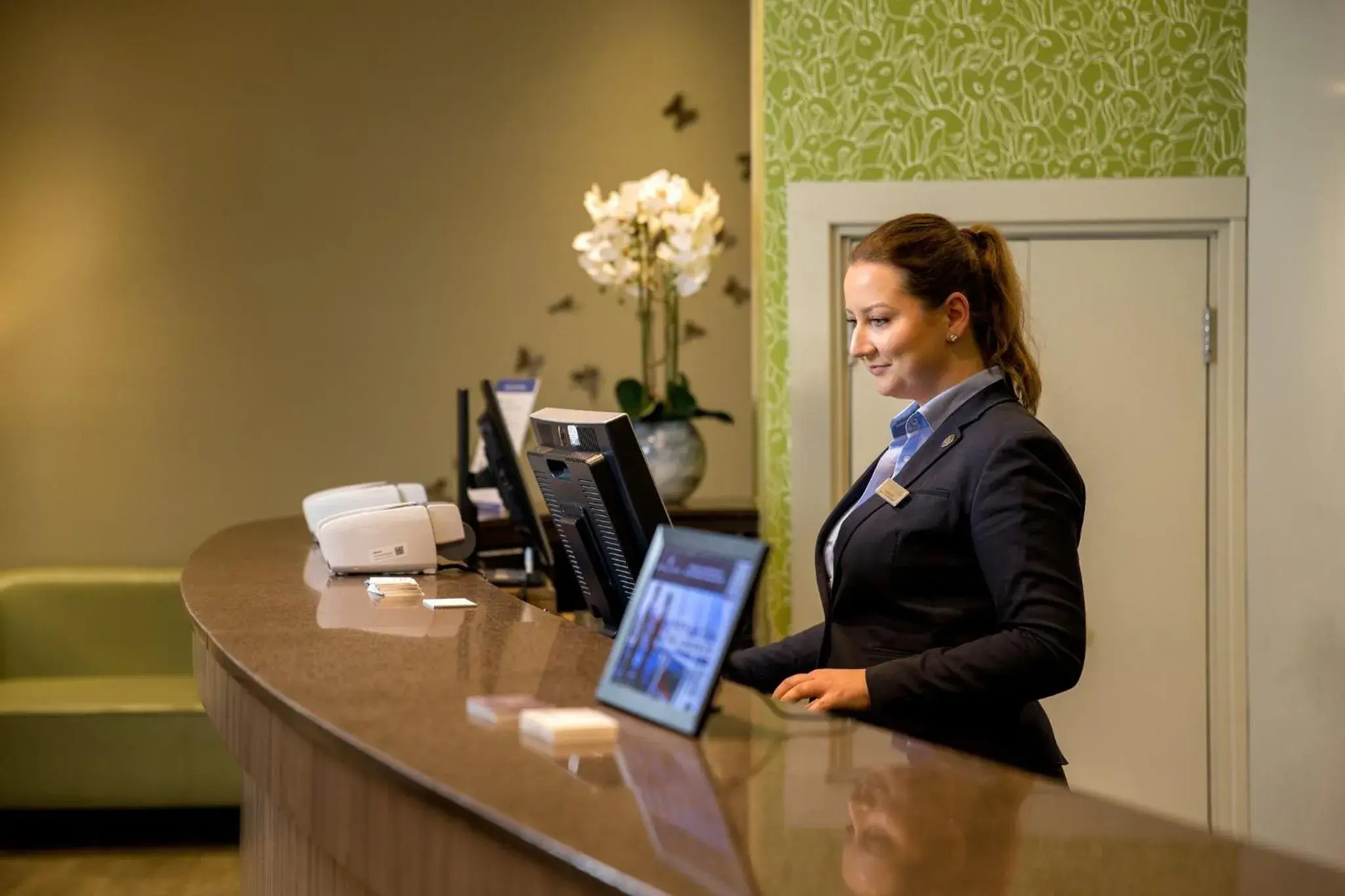 Lobby or reception in Bedford Hotel Lobby or reception in Bedford Hotel