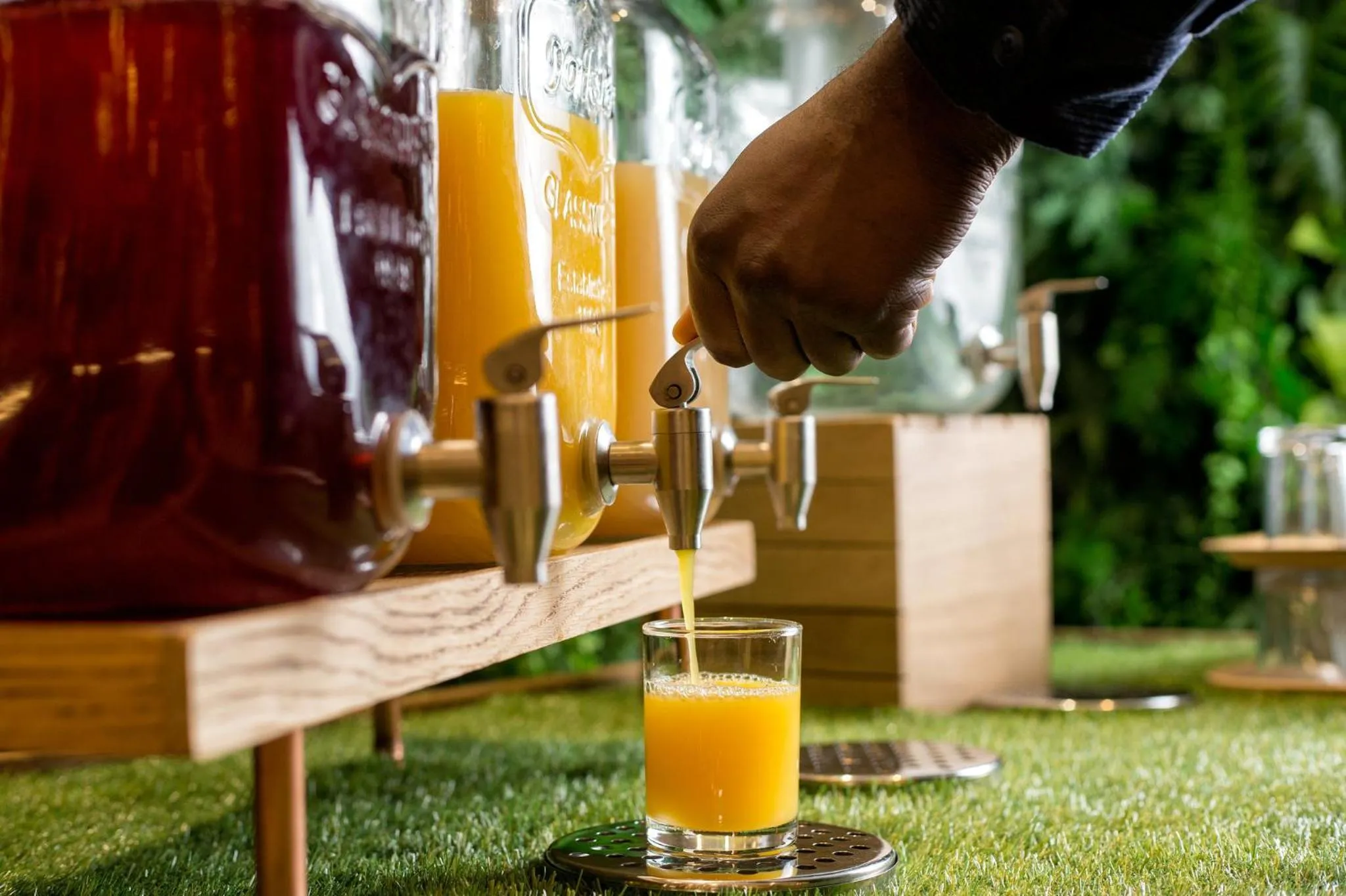 Buffet breakfast in Bedford Hotel