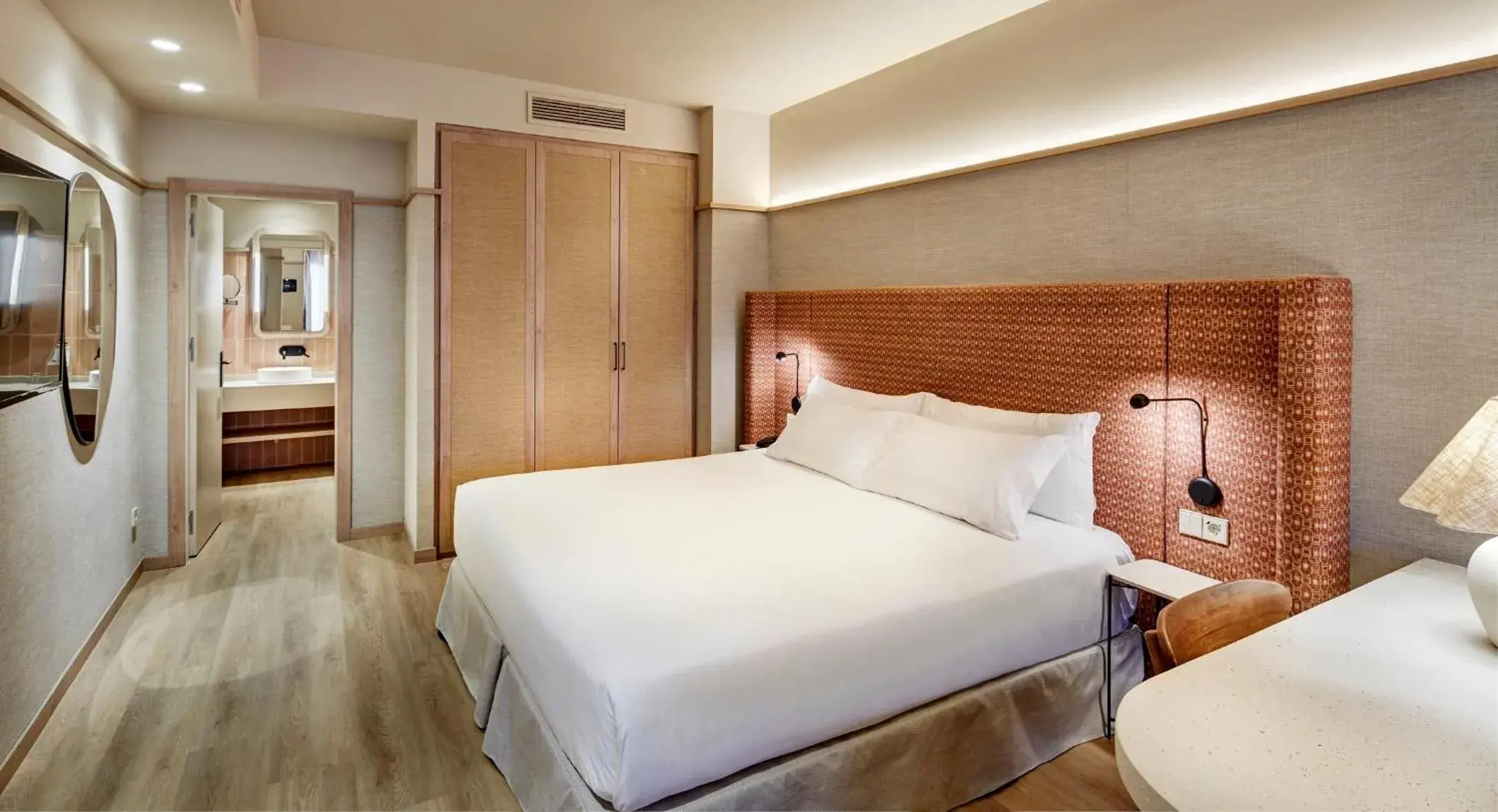 Photo of the whole room, Bed in Sercotel Pozuelo Photo of the whole room, Bed in Sercotel Pozuelo