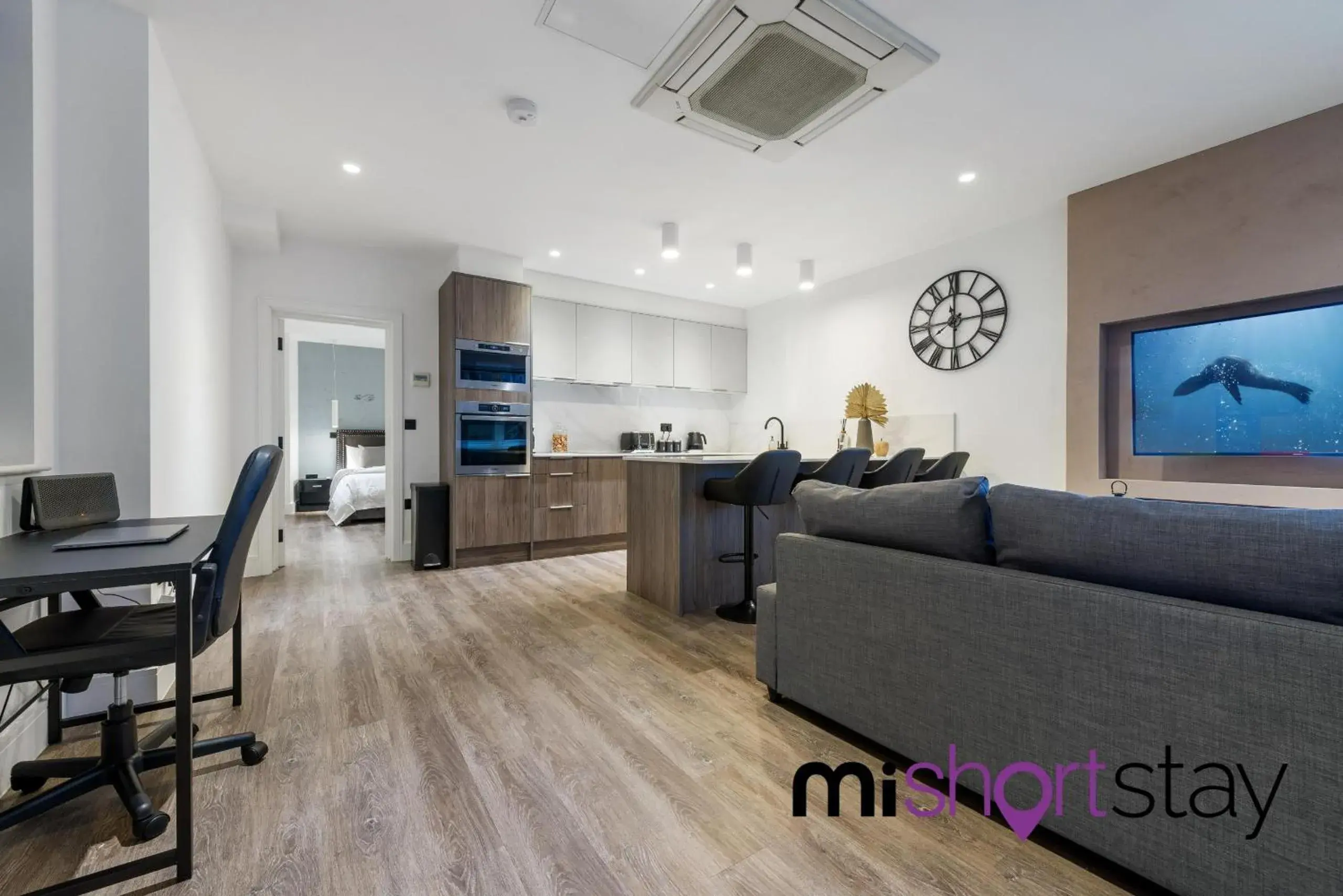 The Residence Fitzrovia - Private One Bedroom Apartment With Own Entrance The Residence Fitzrovia - Private One Bedroom Apartment With Own Entrance