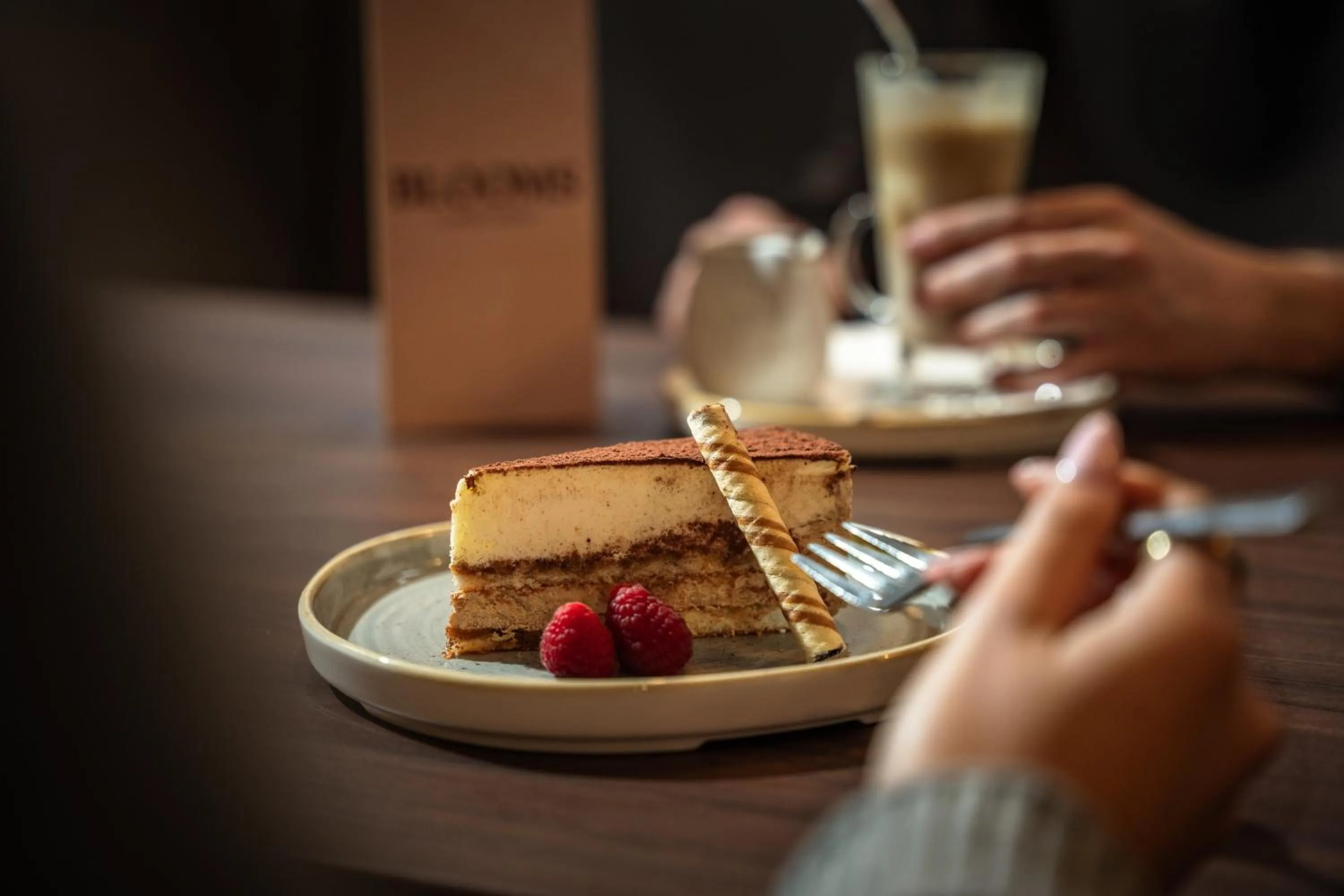 Restaurant/places to eat in Royal National Hotel