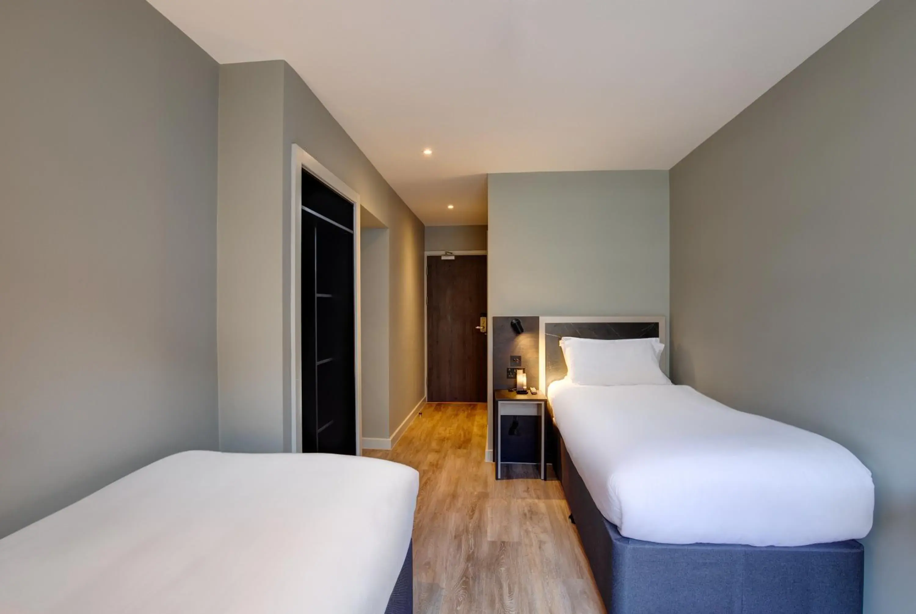 Photo of the whole room, Bed in Royal National Hotel Photo of the whole room, Bed in Royal National Hotel