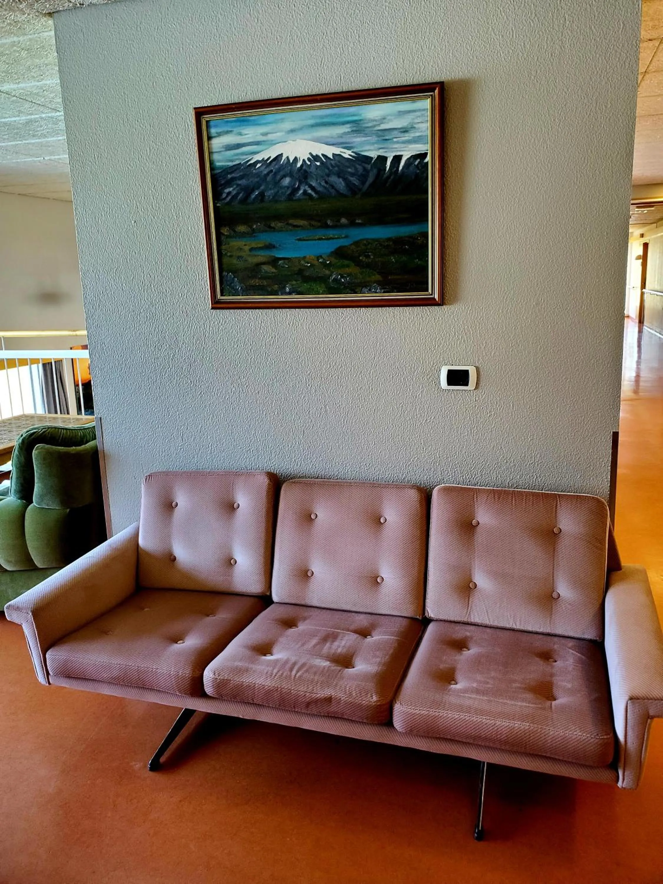 Living room in Víðines Guesthouse