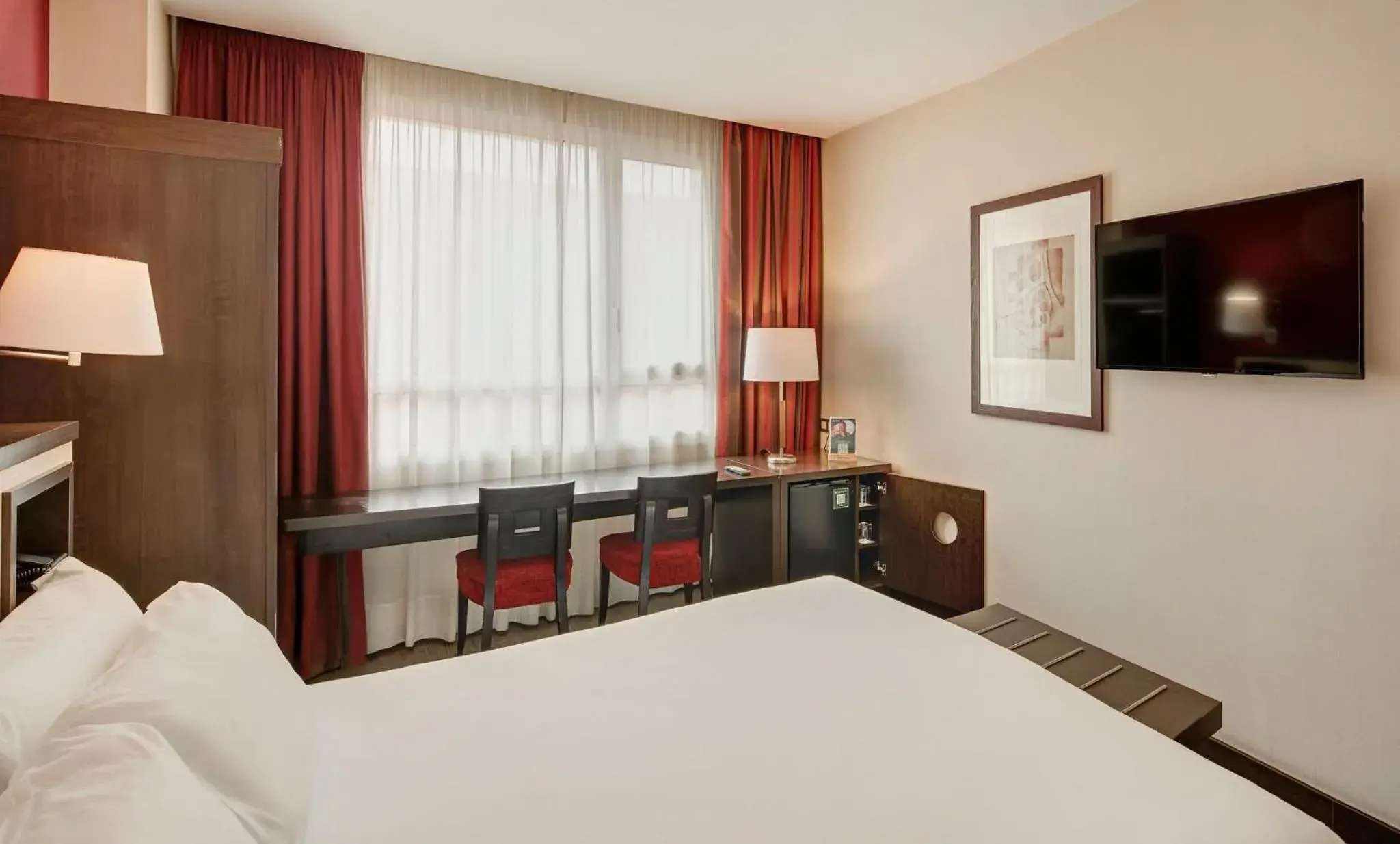 Photo of the whole room, Bed in Sercotel Sant Boi Photo of the whole room, Bed in Sercotel Sant Boi