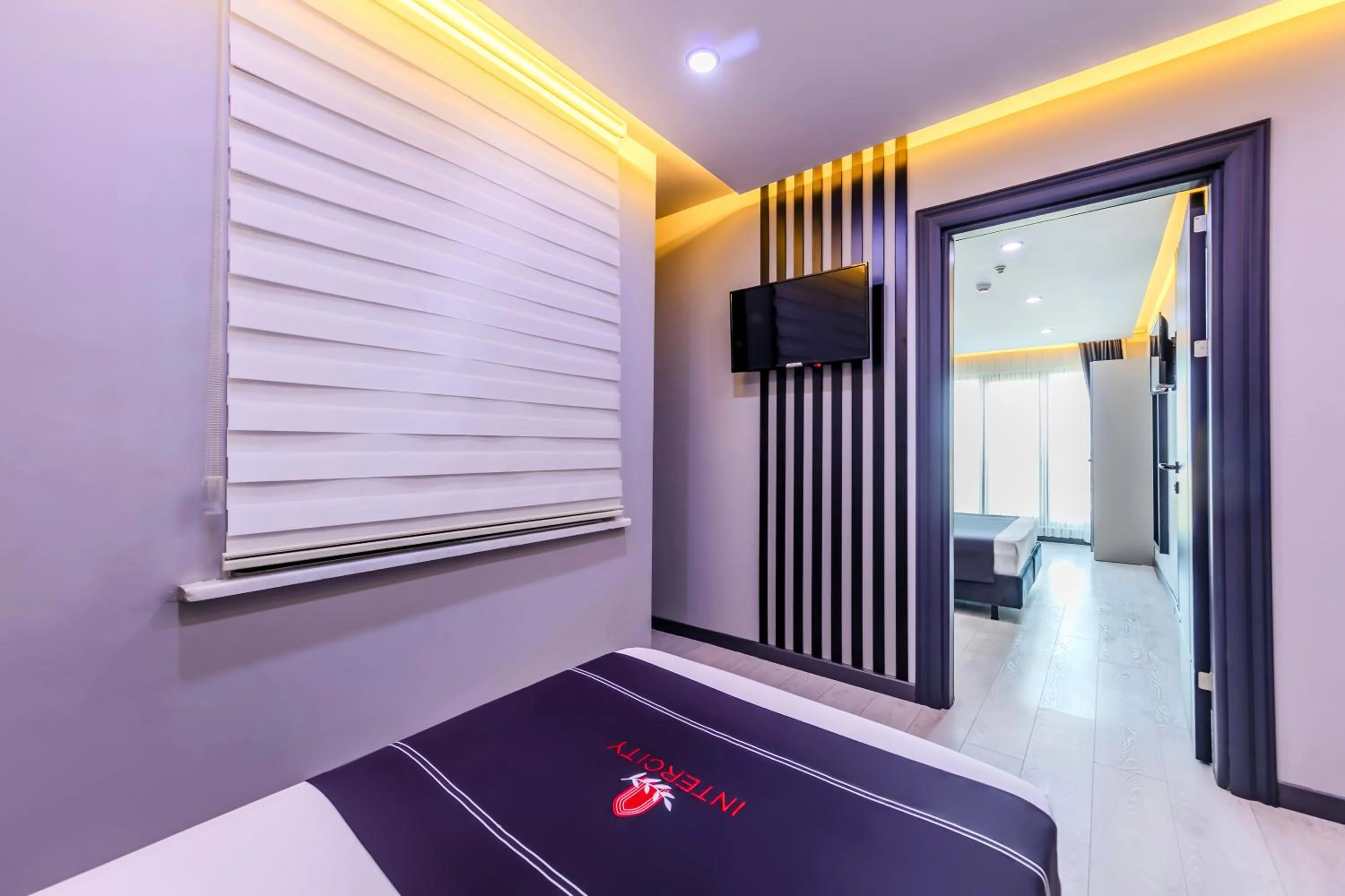 Photo of the whole room, Bed in Intercity Hotel Istanbul Airport