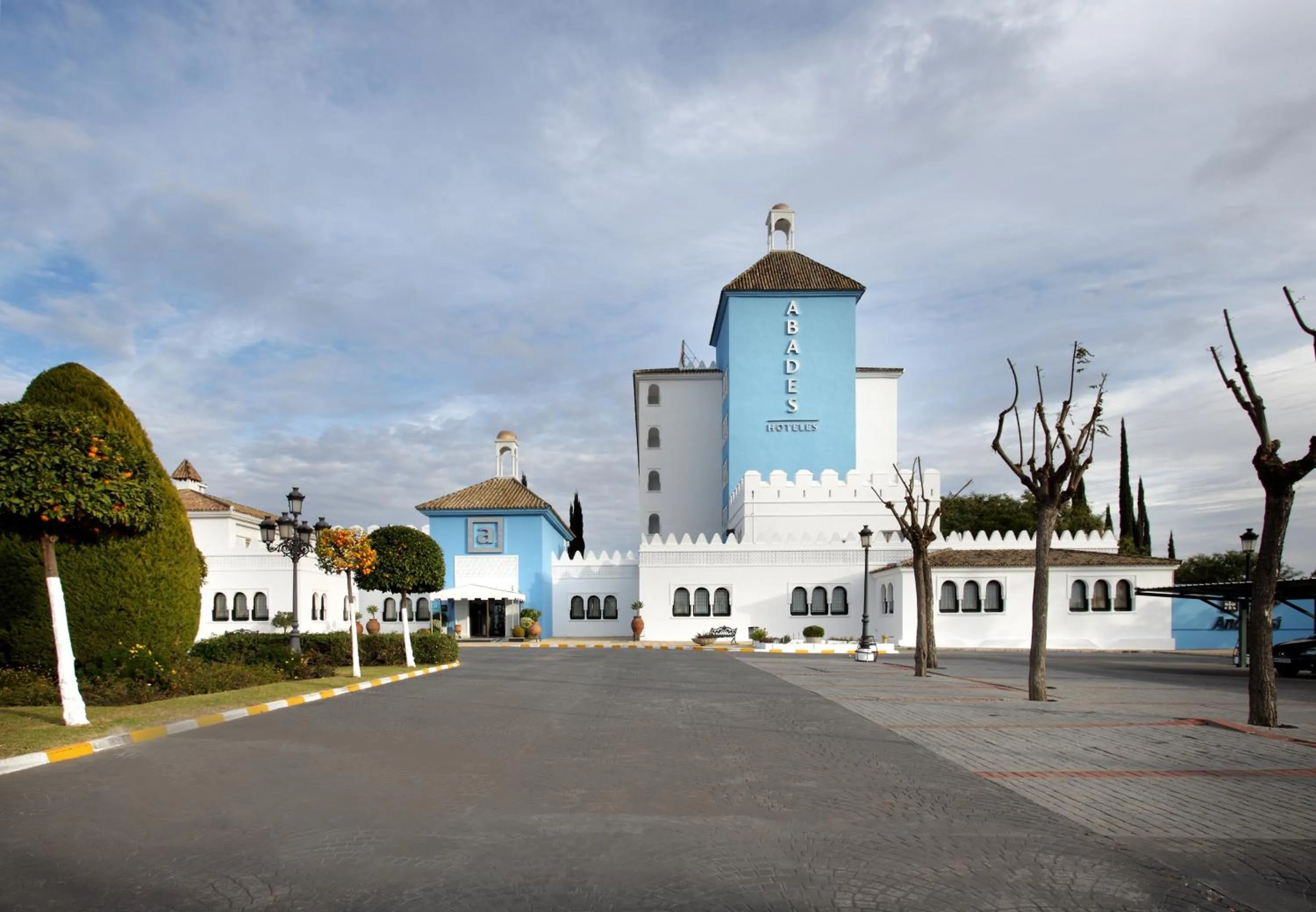 Facade/entrance in Hotel Abades Benacazon